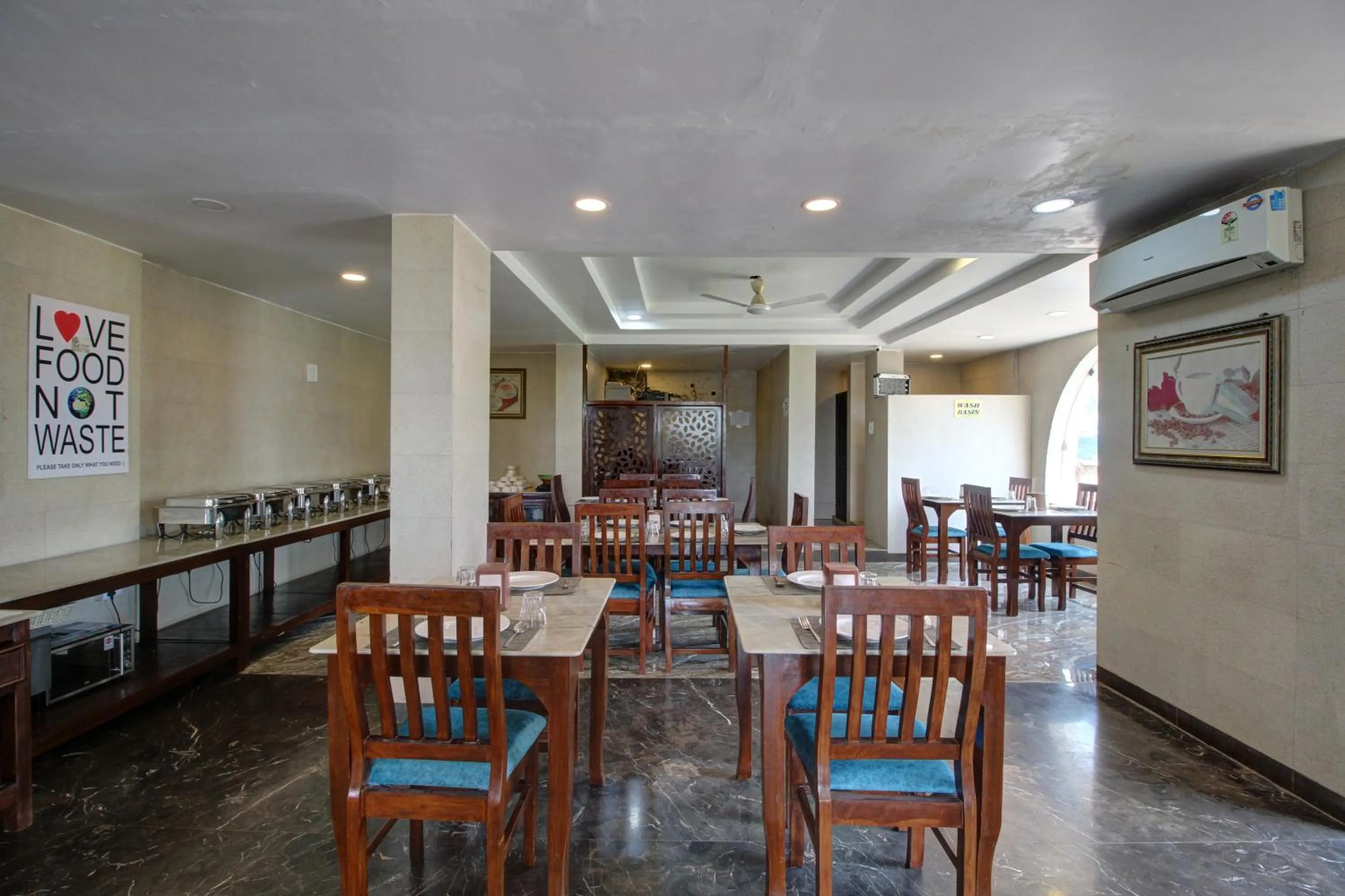 Restaurant/places to eat in Forest County Resort Mahabaleshwar