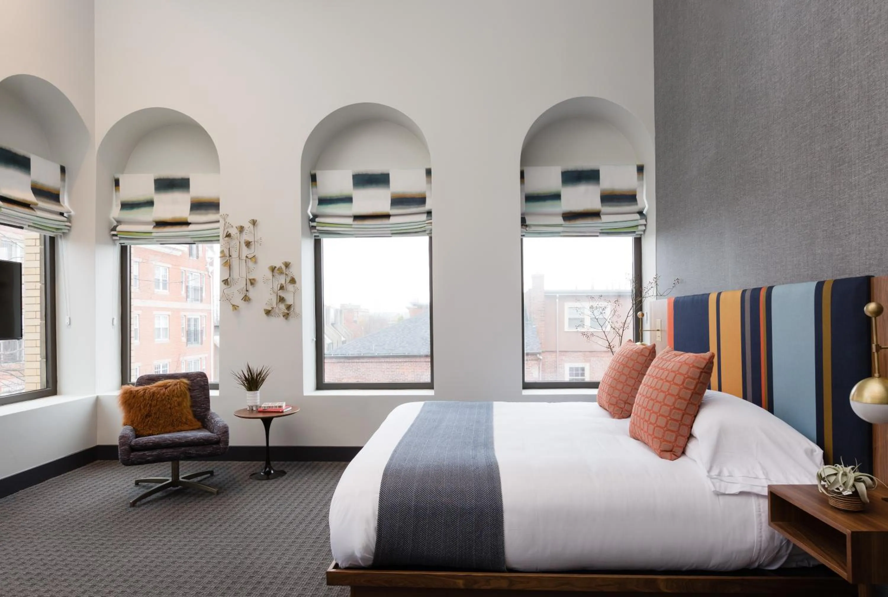 Photo of the whole room, Bed in The Hotel Salem