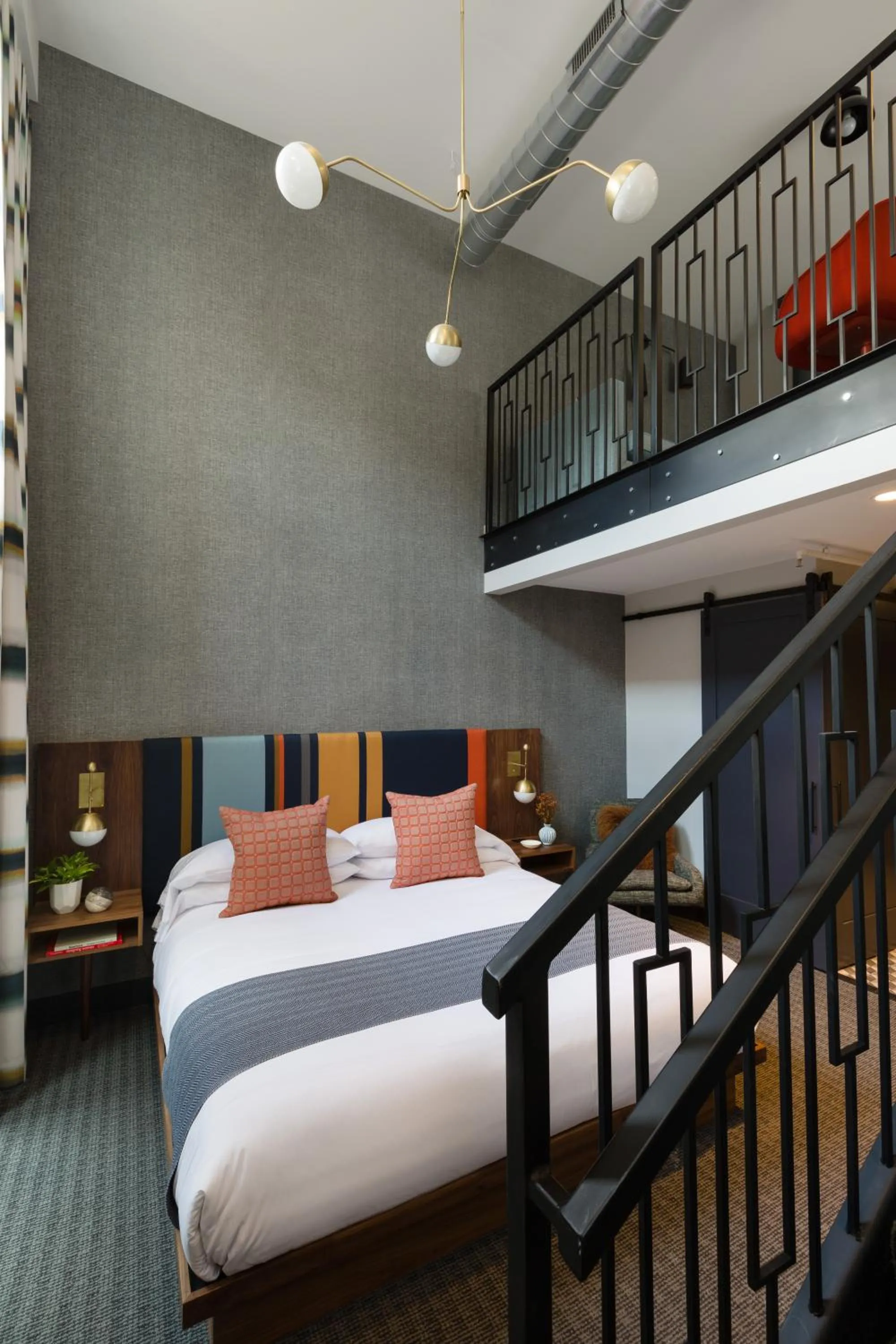 Photo of the whole room, Bed in The Hotel Salem