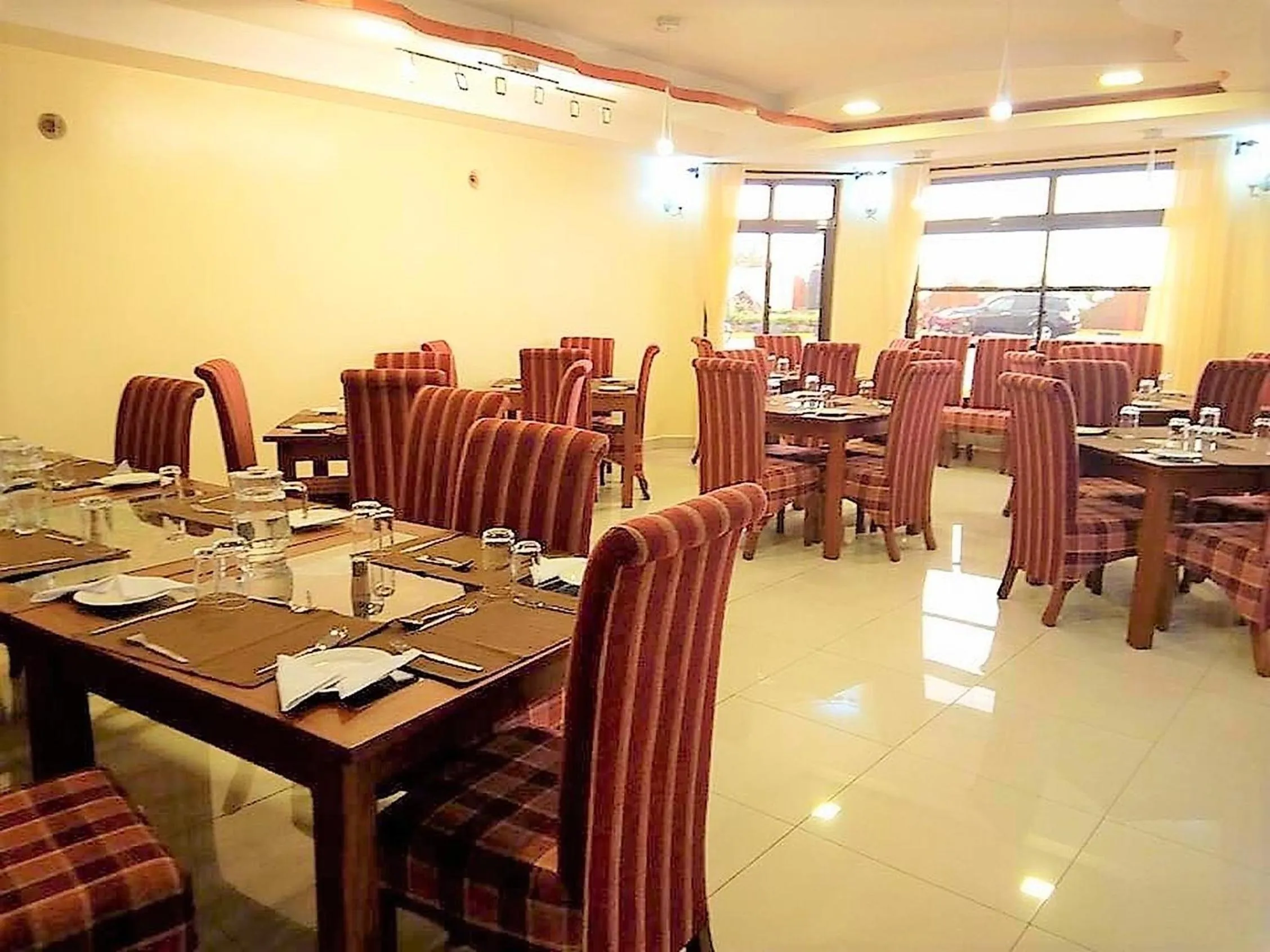 Restaurant/places to eat in Regency Mount Kenya Hotel