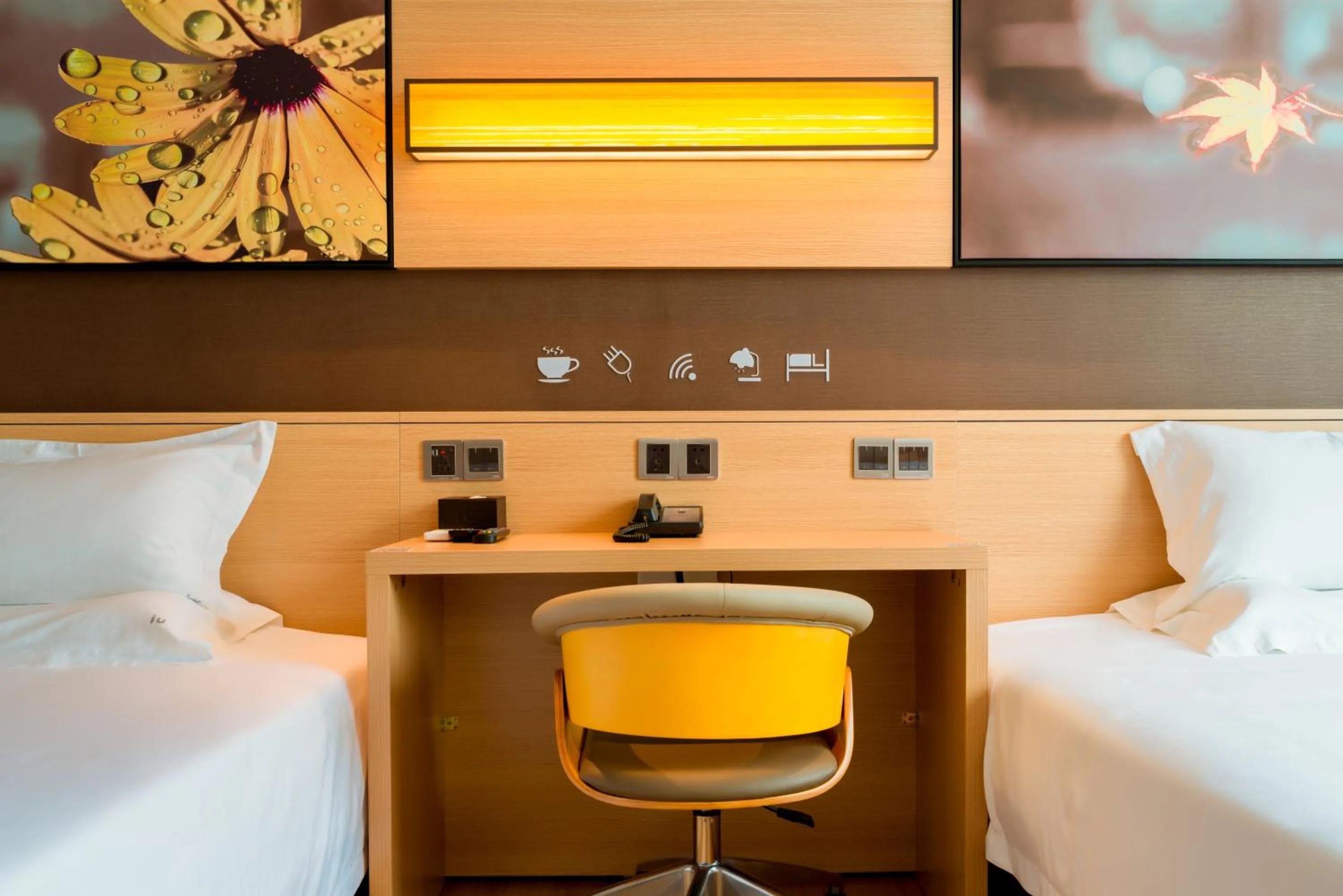 Bed in IU Hotel Chongqing Changshou Fengcheng