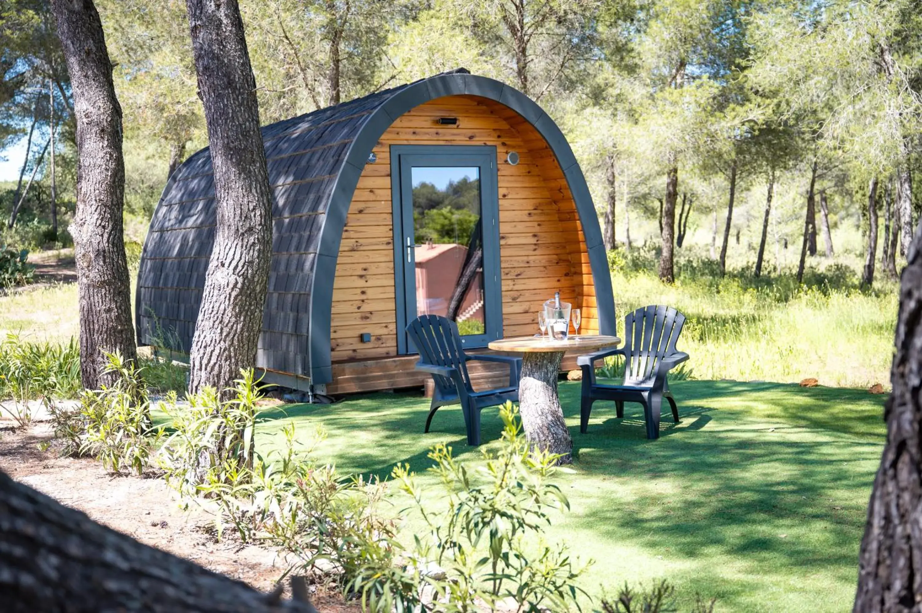 Cottage with Garden View in Hotel Les Rocailles Cottage with Garden View in Hotel Les Rocailles