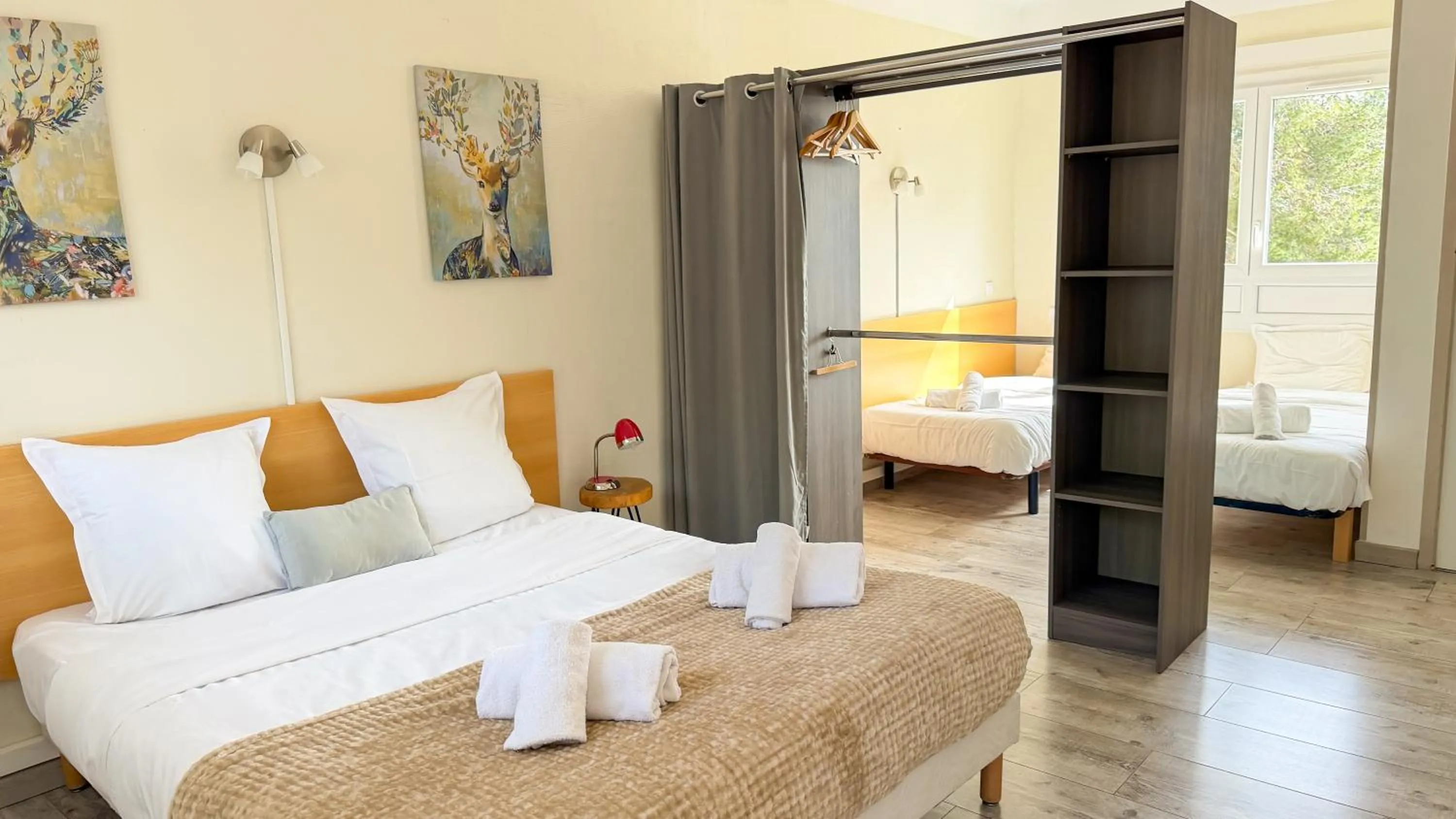 Bedroom, Bed in Hotel Les Rocailles