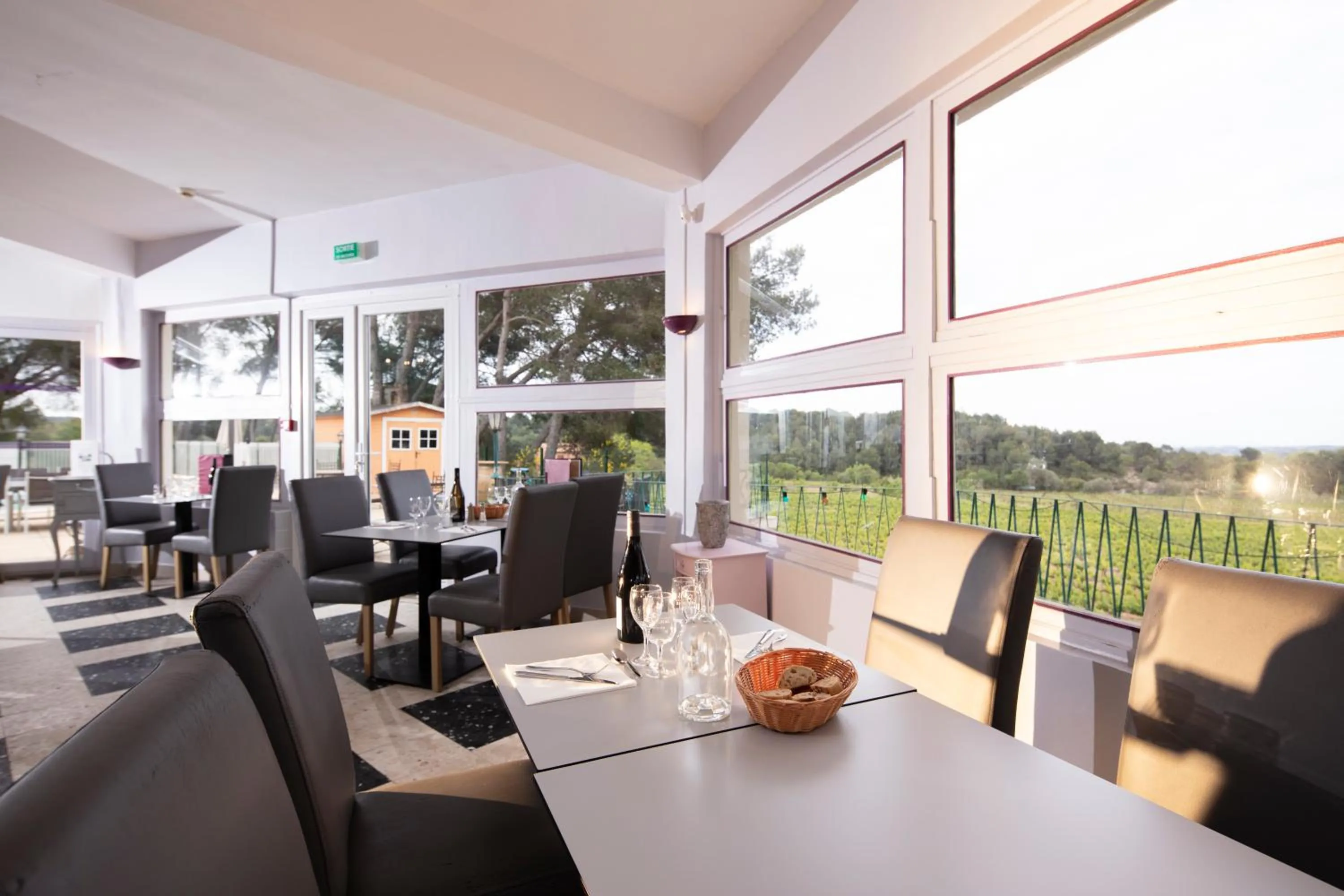 Restaurant/places to eat in Hotel Les Rocailles