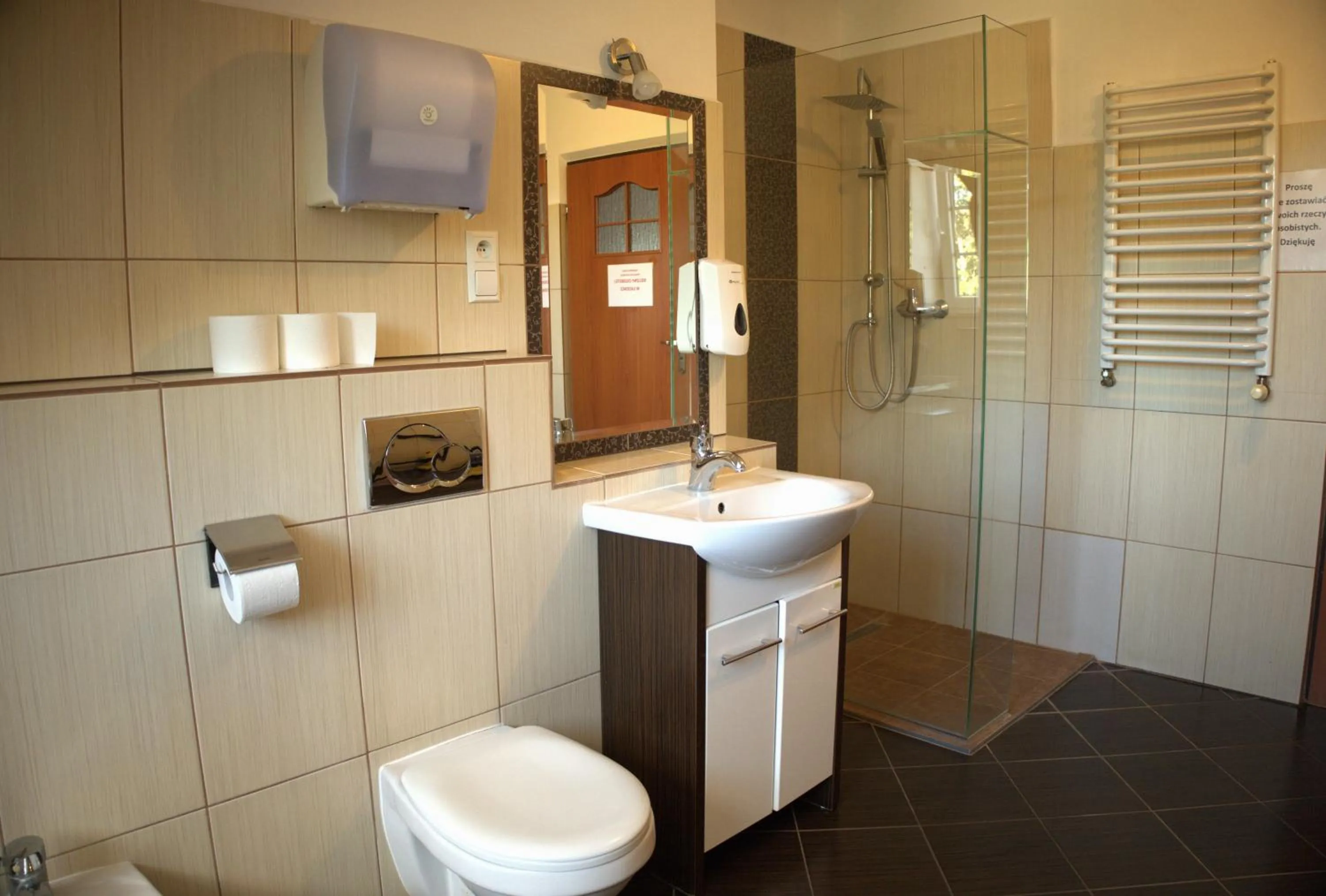 Shower in Zakarczmie Stokrotka