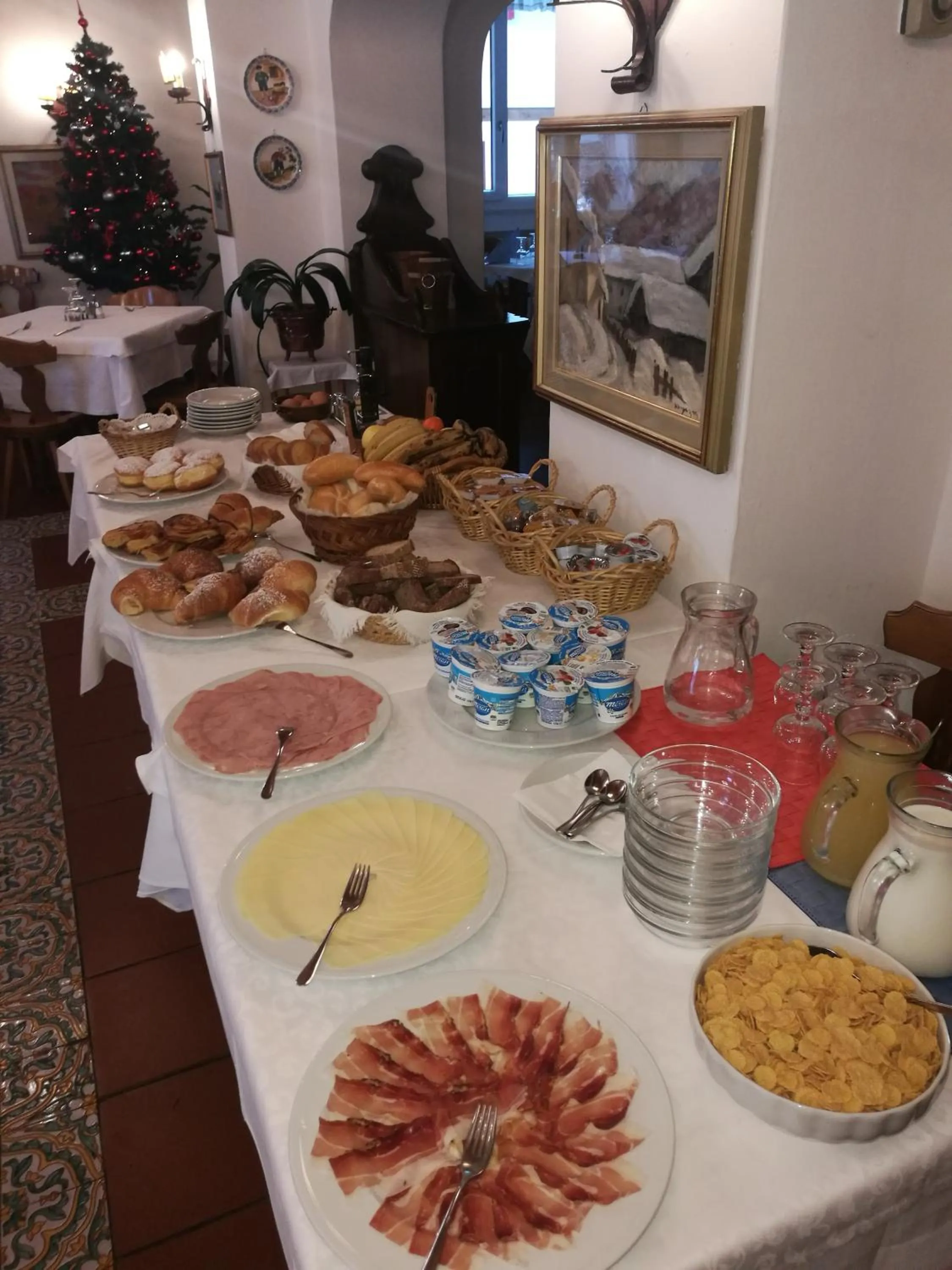 Restaurant/places to eat in Hotel Fiames