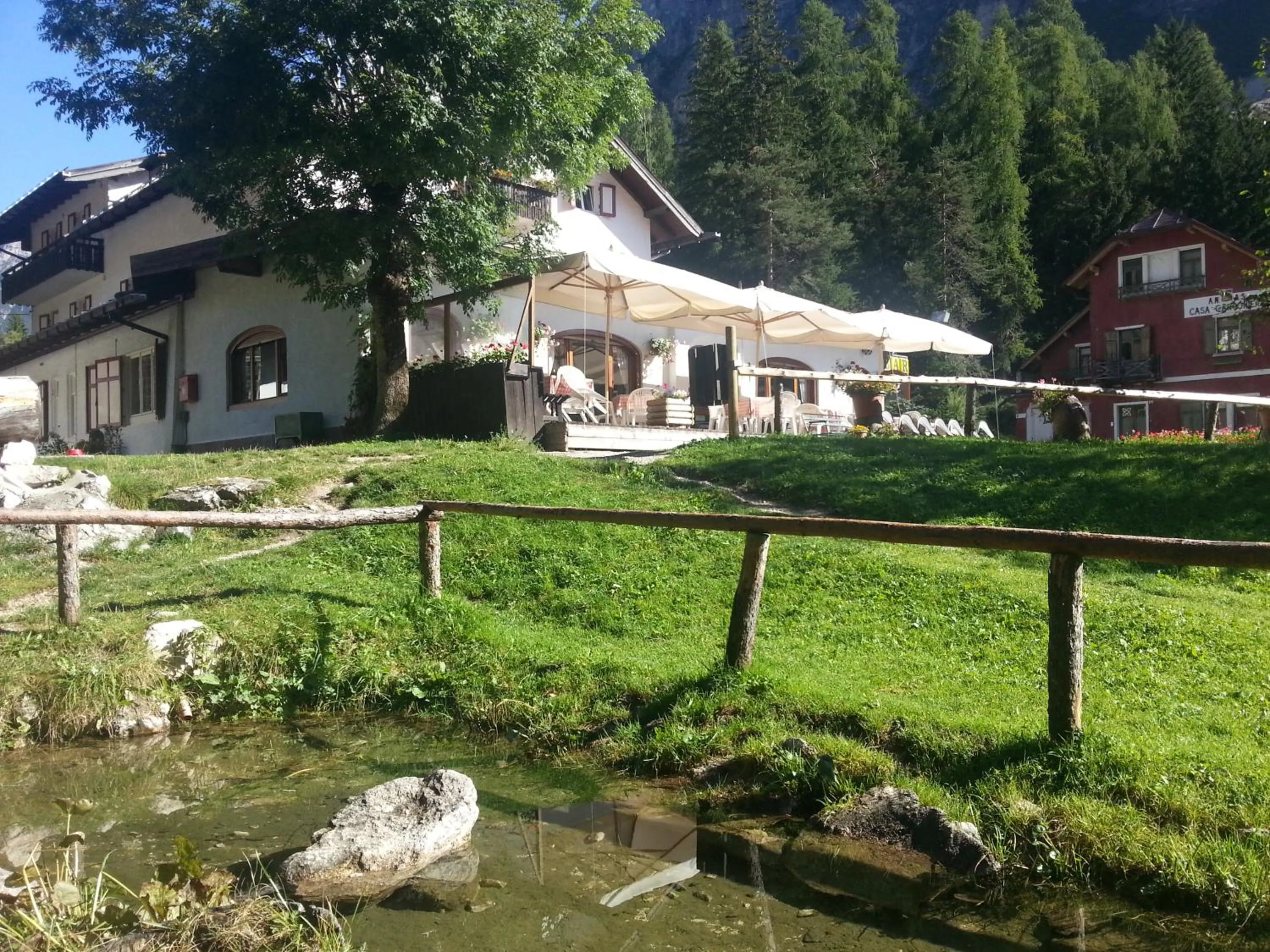 Summer in Hotel Fiames