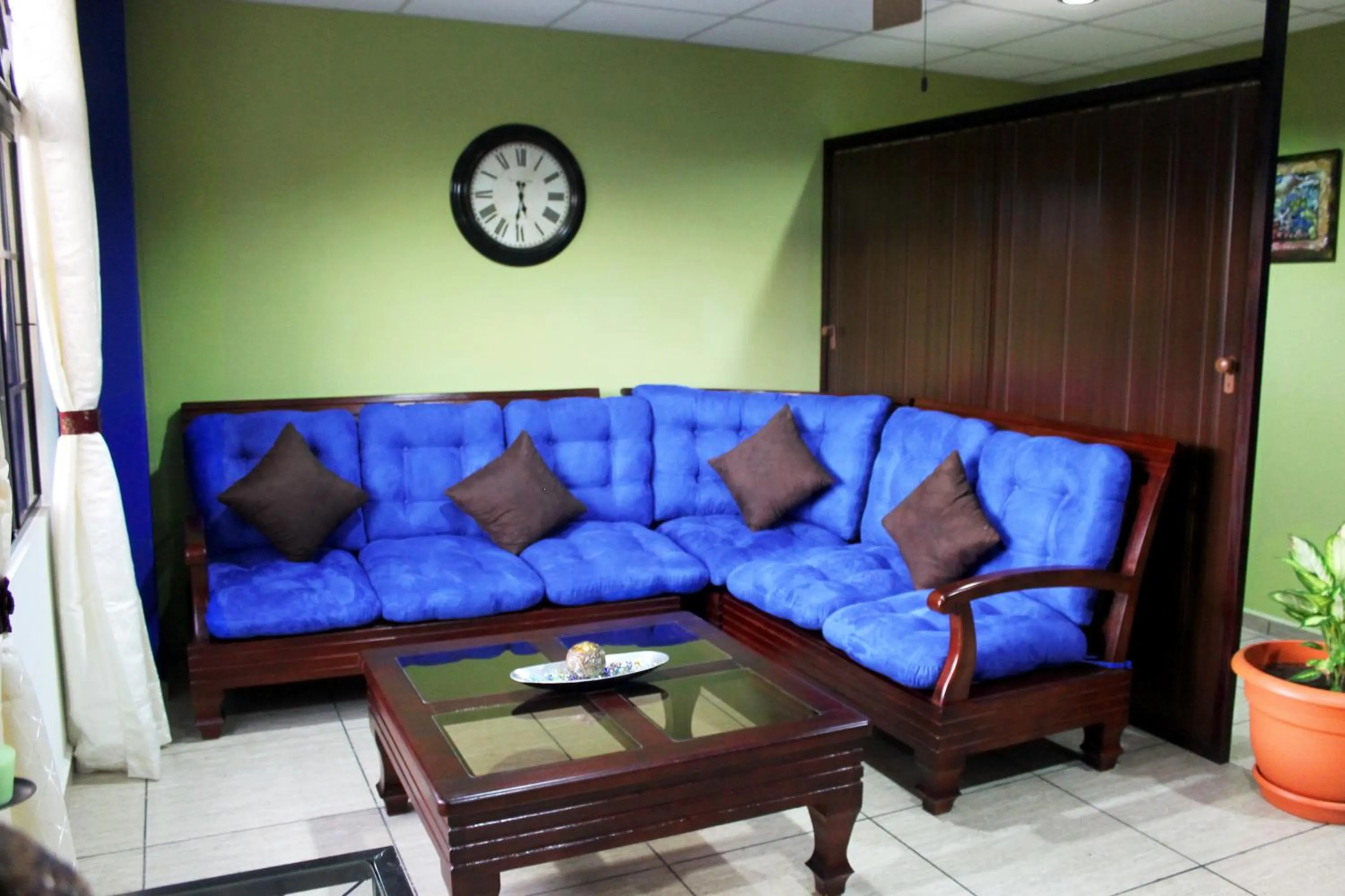 Lobby or reception in Hostal de Asturias