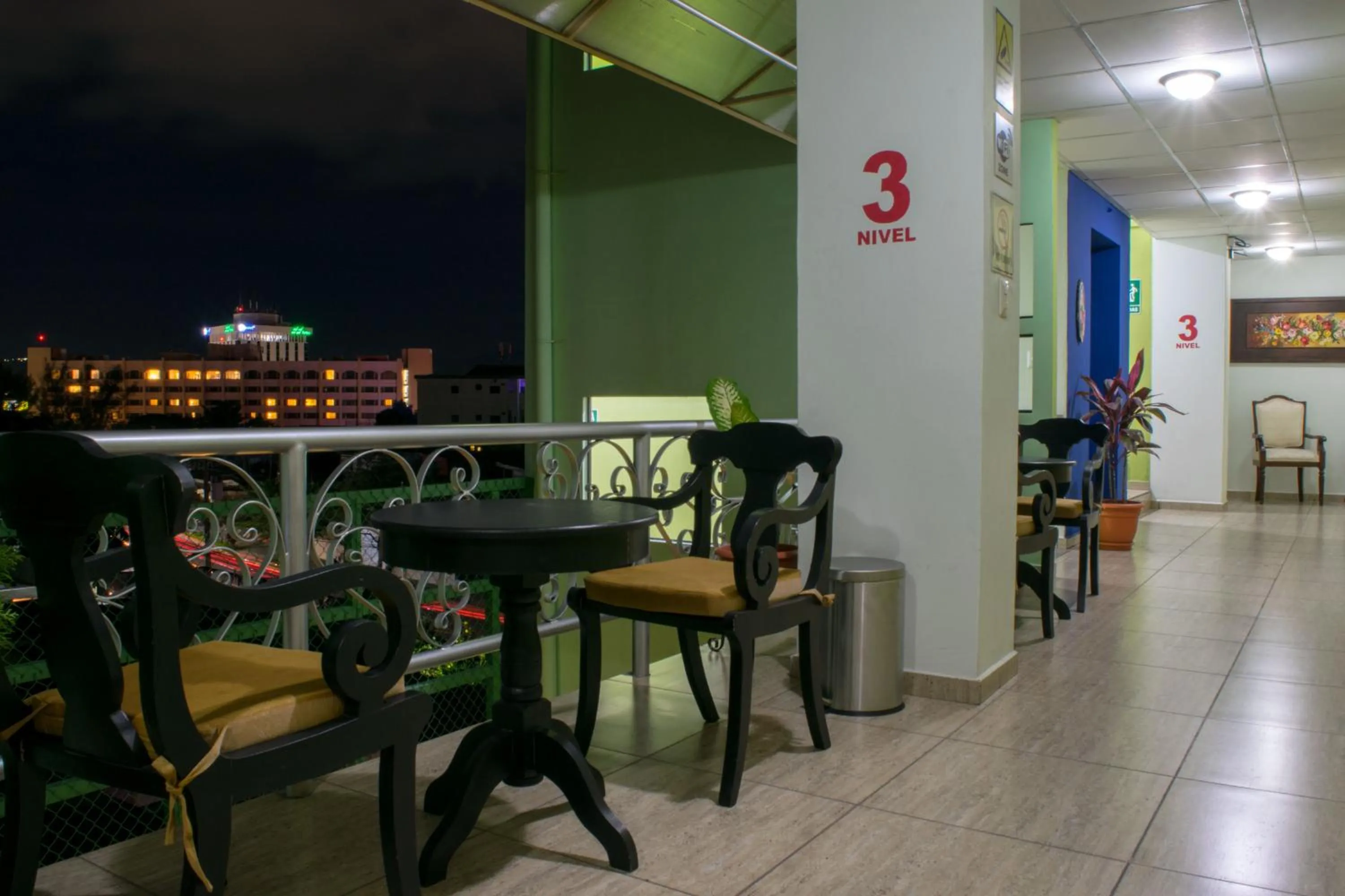 Property building in Hostal de Asturias