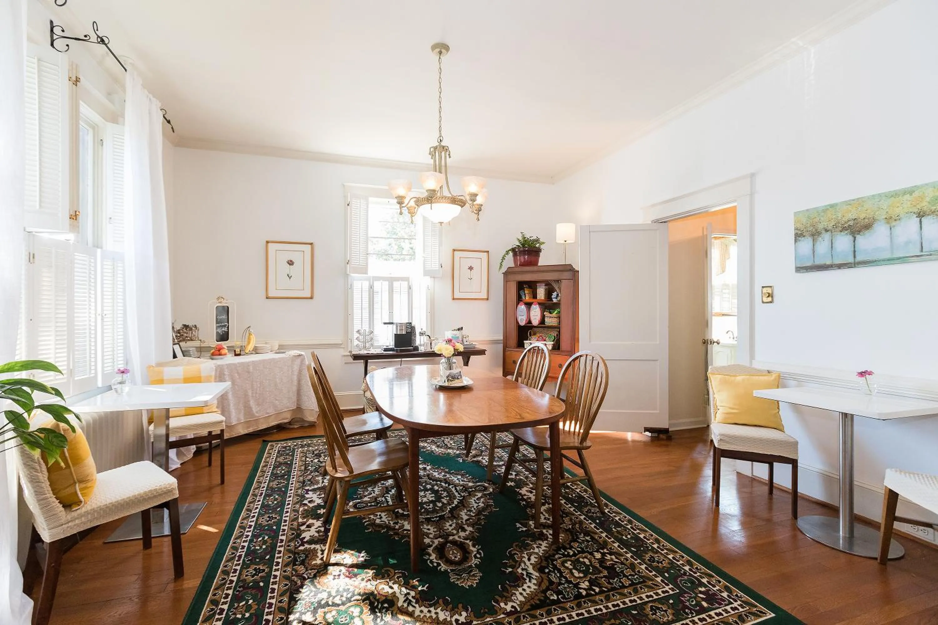 Dining area in West Park Gardens