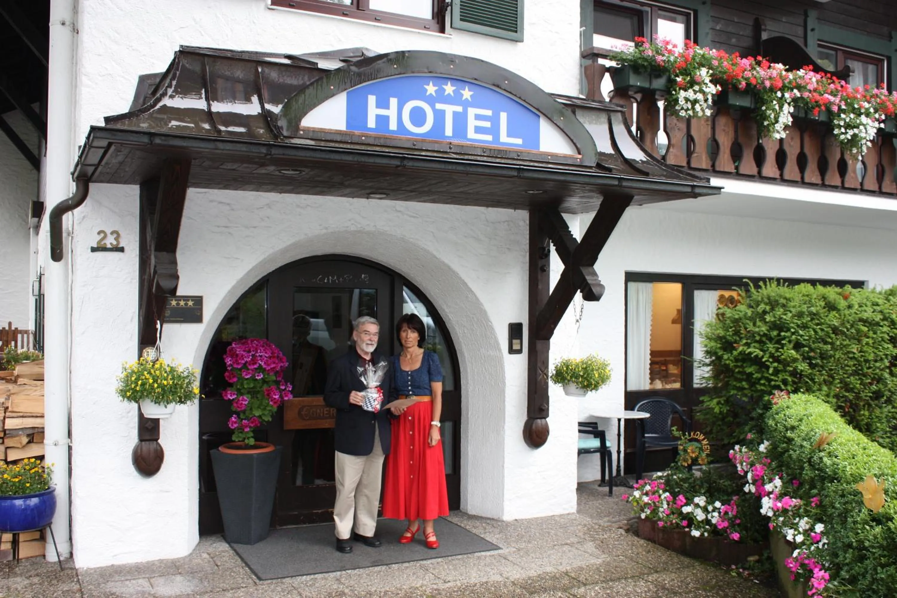 Facade/entrance in Hotel Sonnenspitz ***