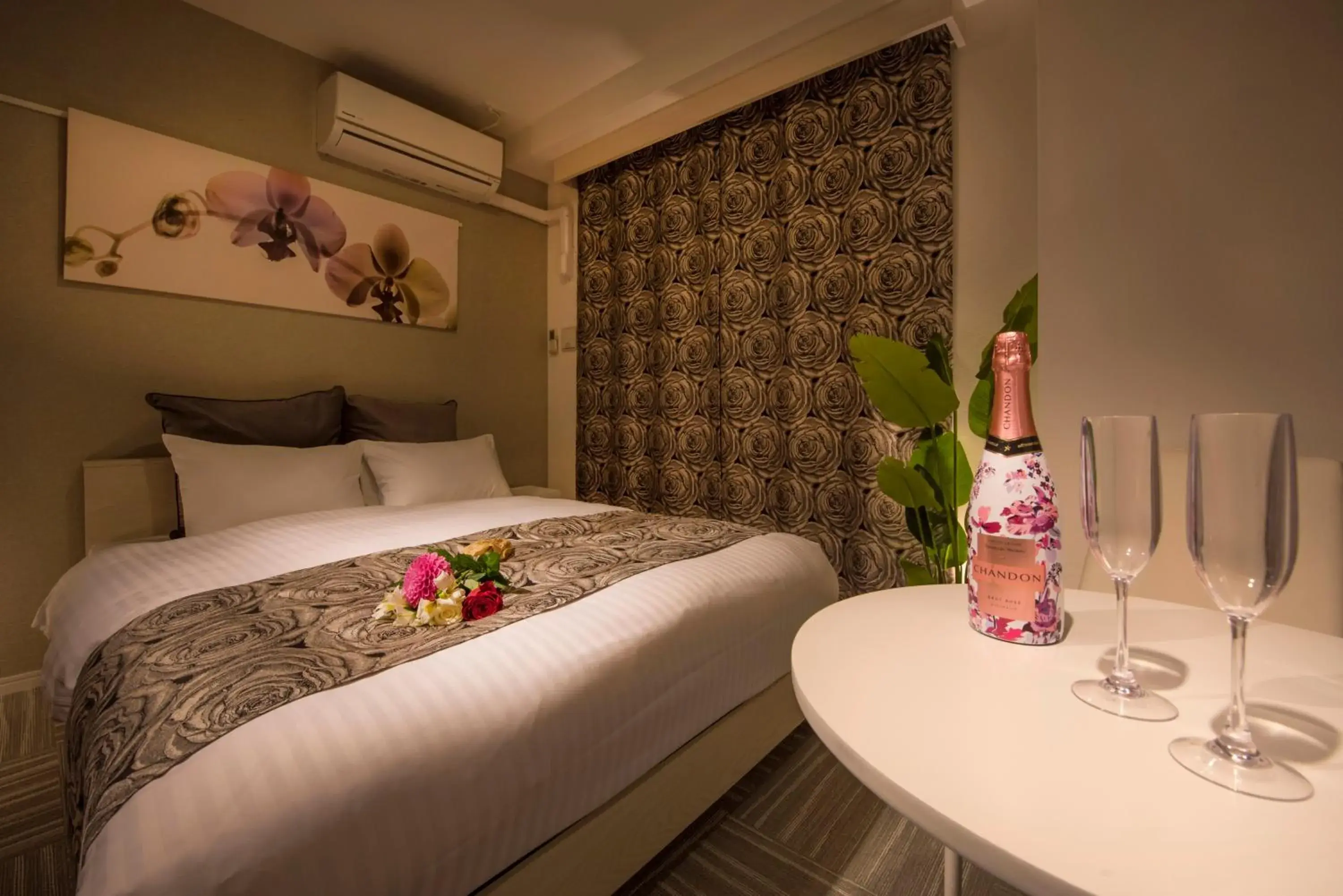 Deluxe Double Room in Residence Hotel Hakata 3 Deluxe Double Room in Residence Hotel Hakata 3