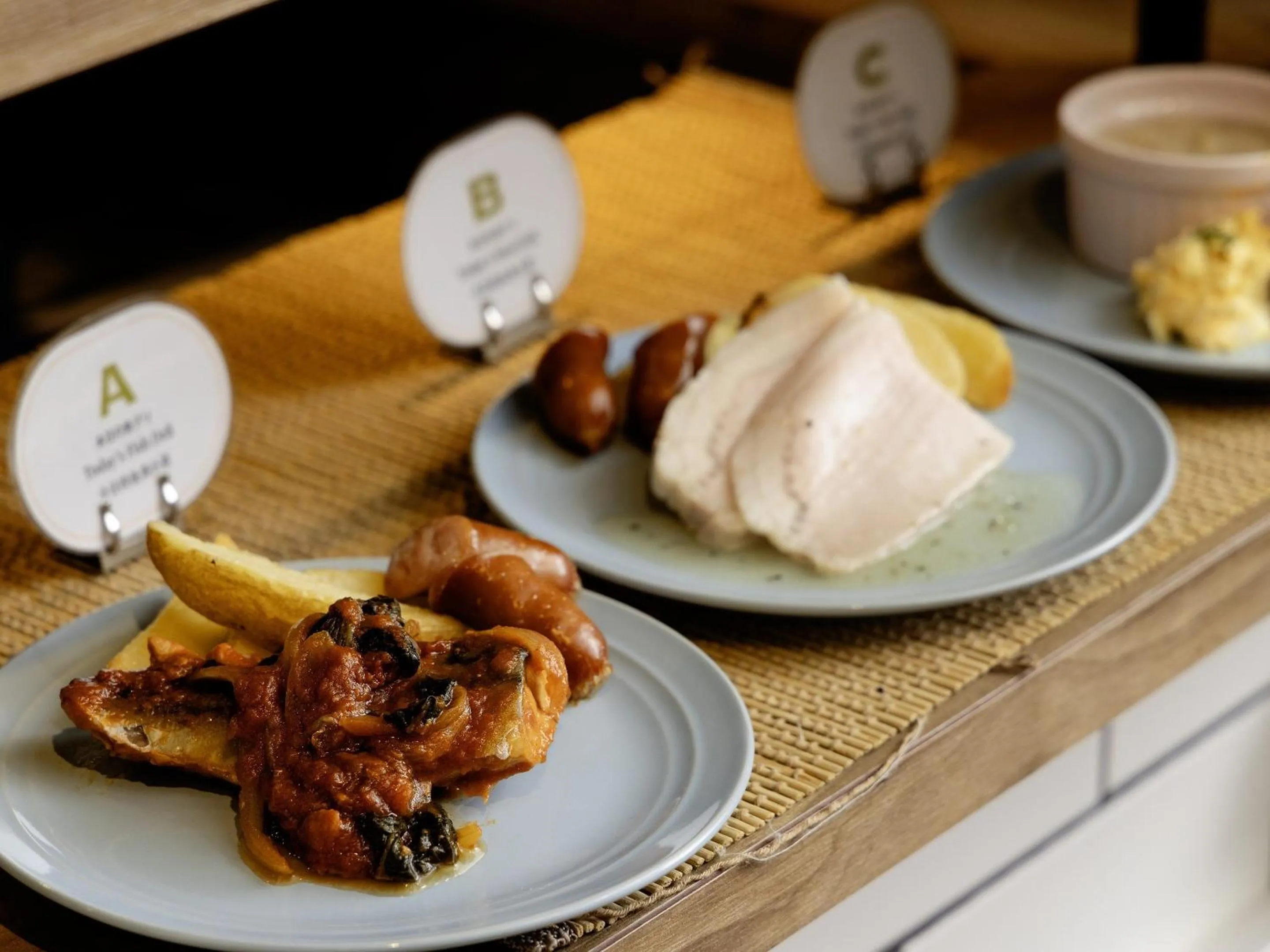 Restaurant/places to eat in Hotel Wing International Select Nagoya Sakae