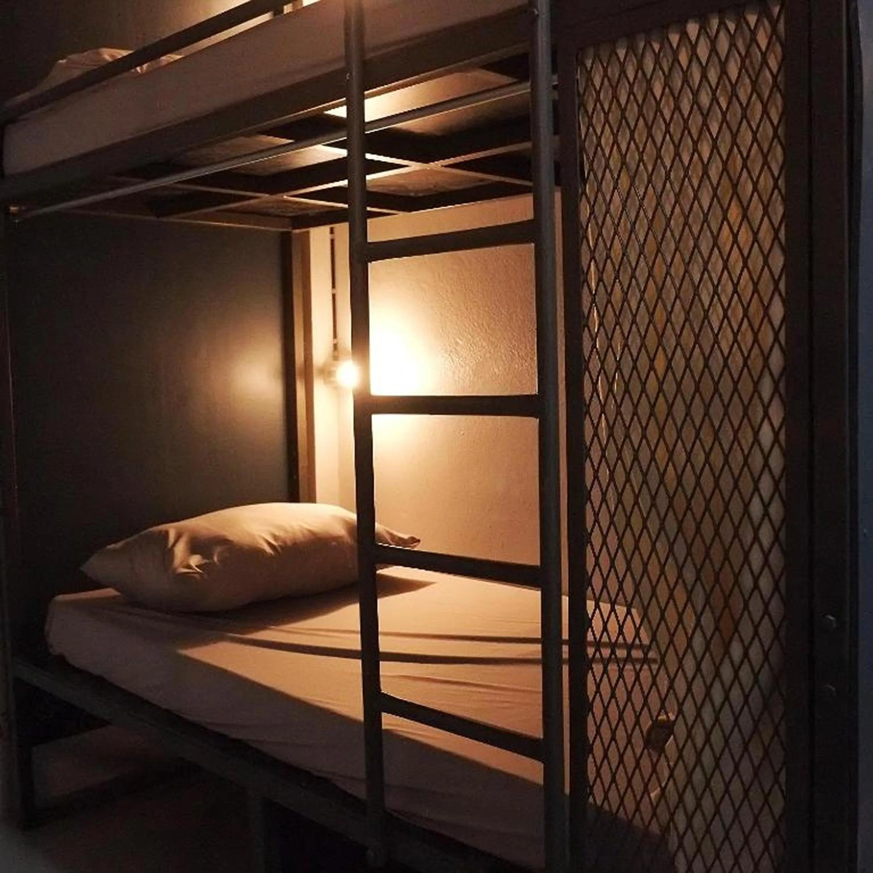 Bedroom, Bed in Urban Bed