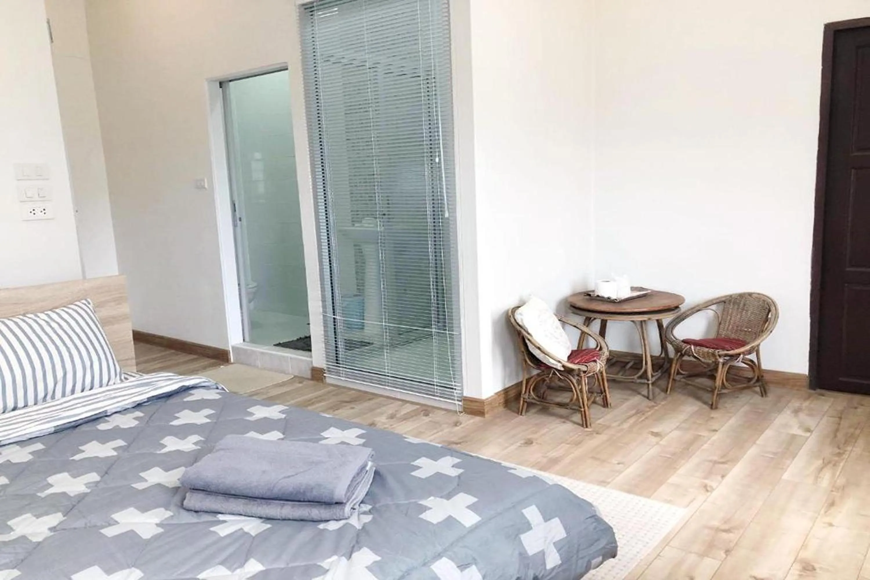 Bedroom, Bed in Urban Bed