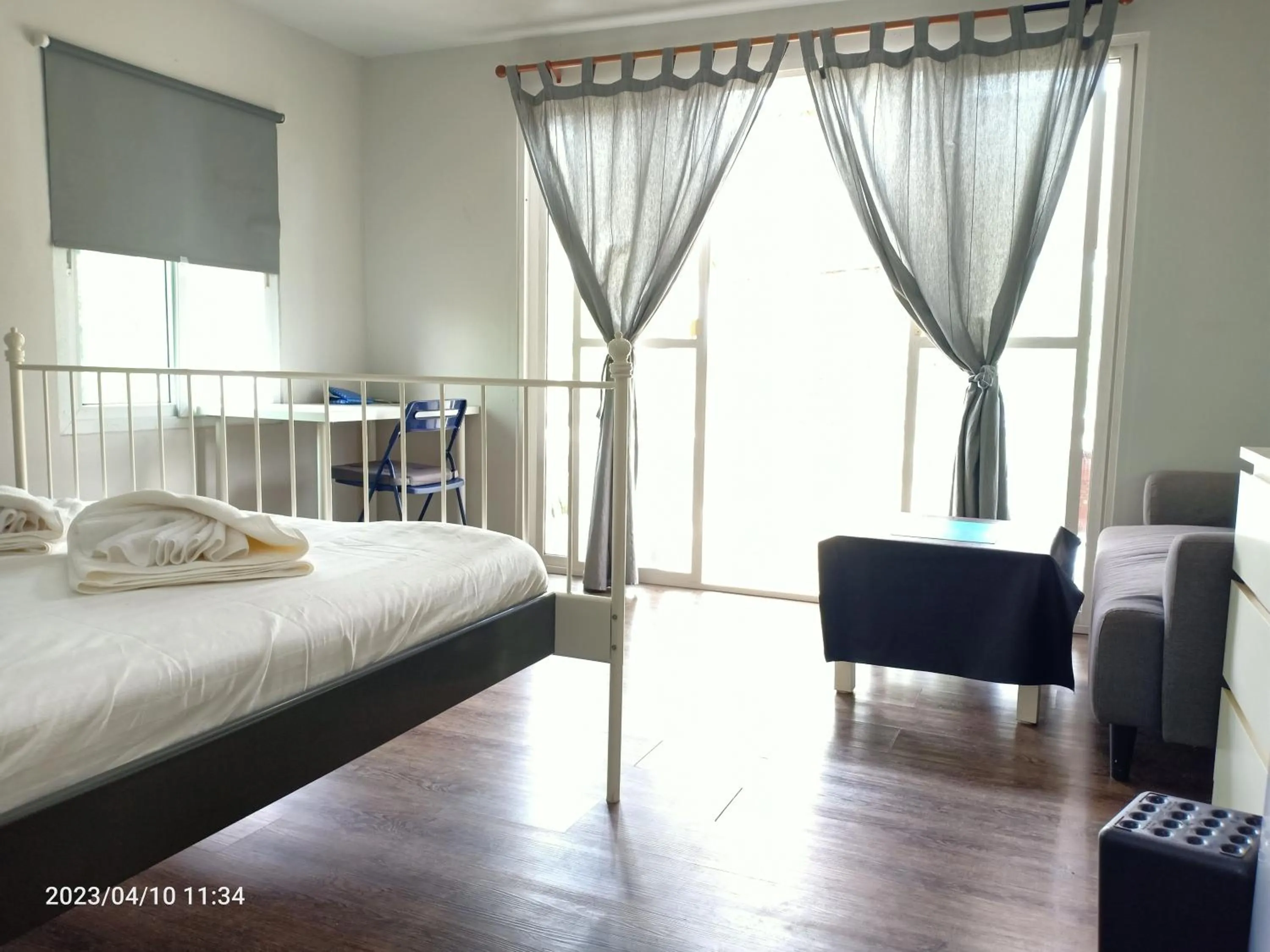 Property building, Bed in Naivacha Tent Koh Mak