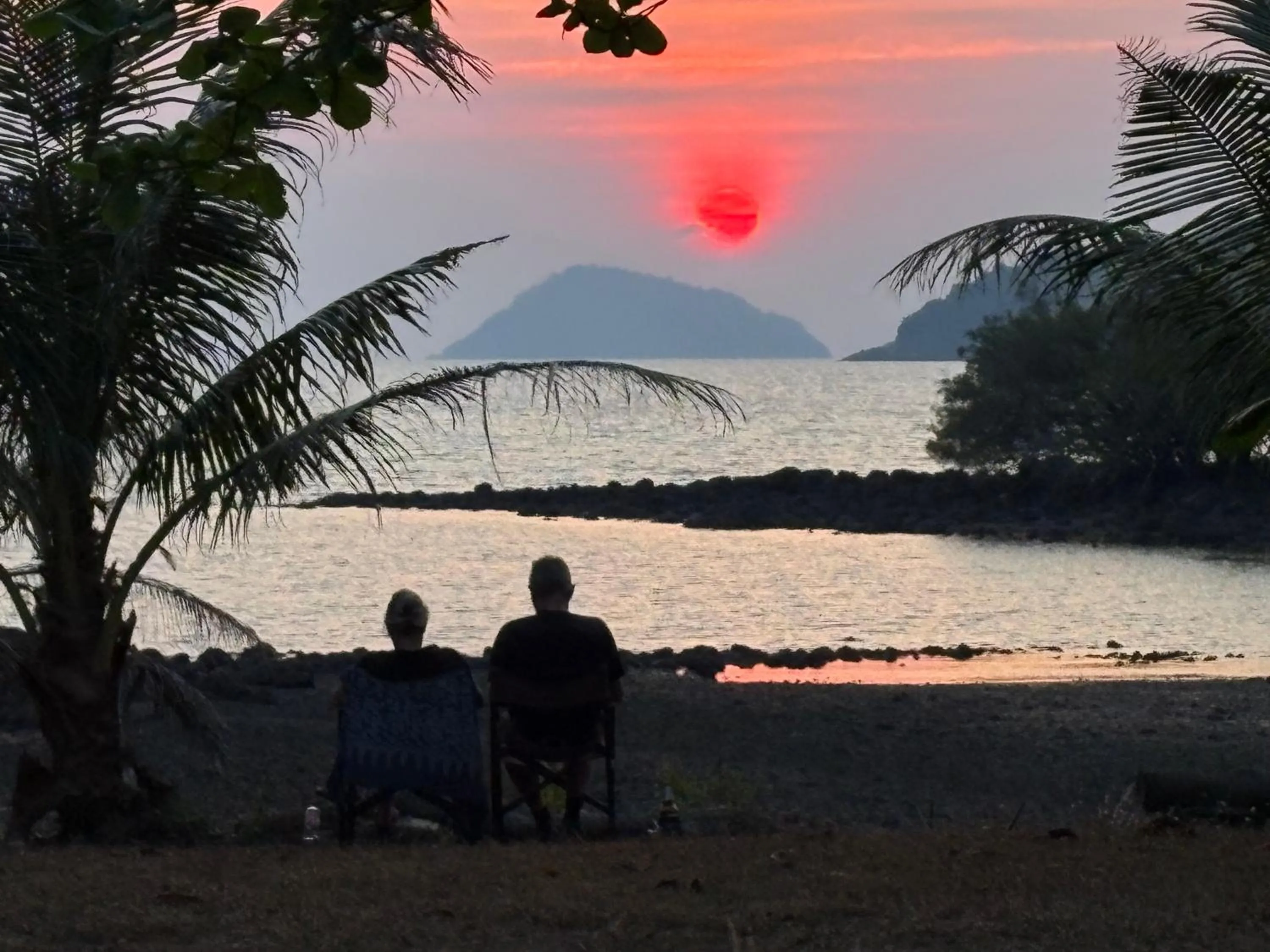 Naivacha Tent Koh Mak