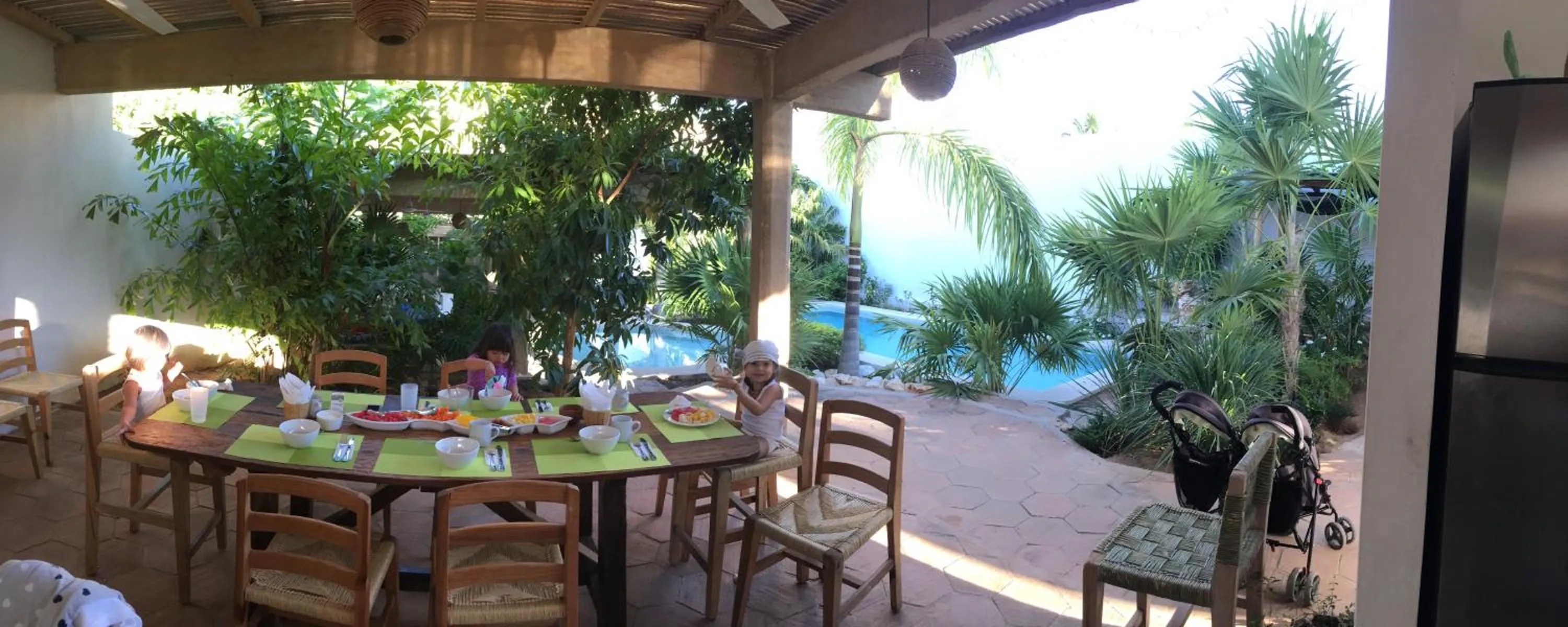 young children in Villa Maria Bed and Breakfast