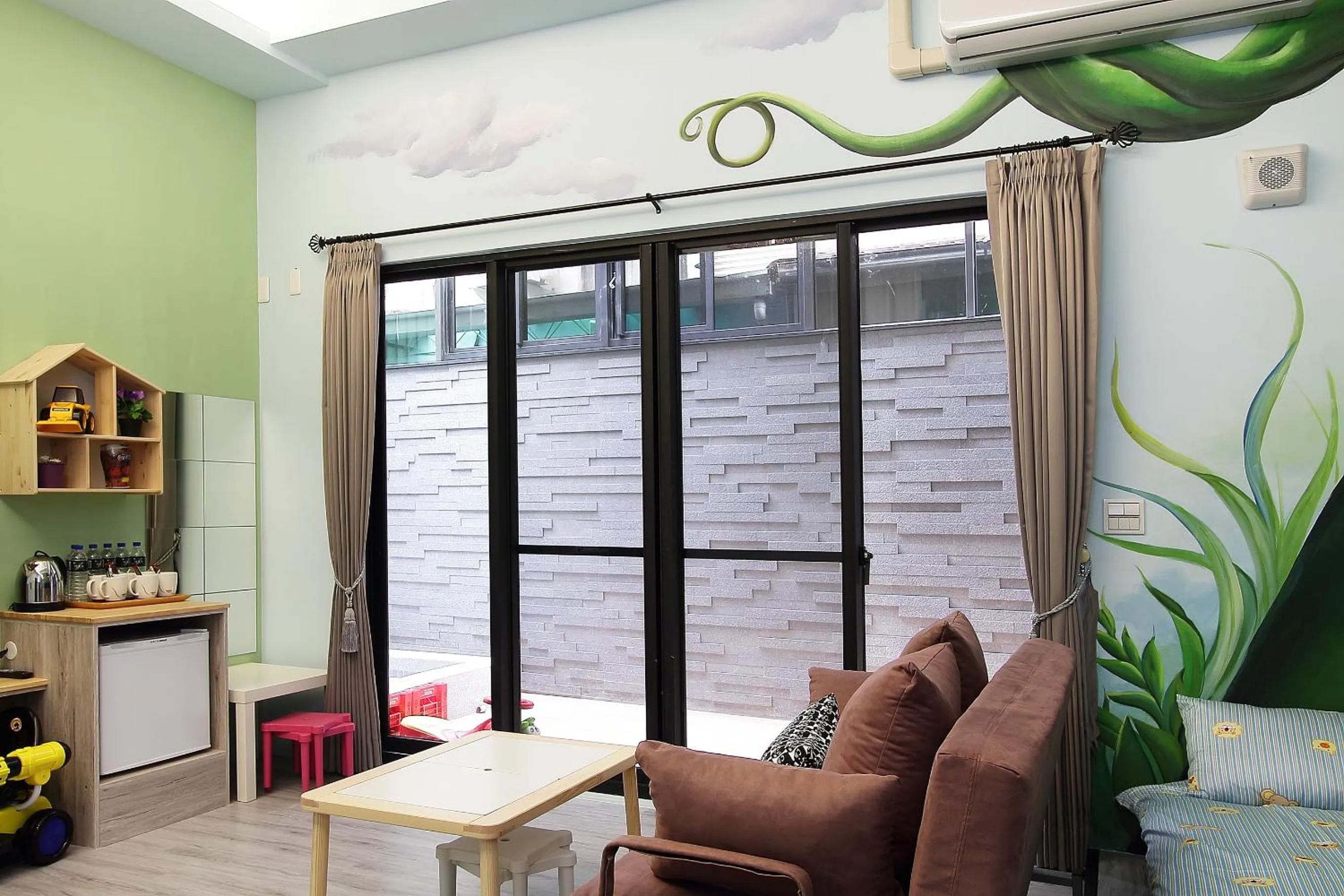 Decorative detail in Jack Castle