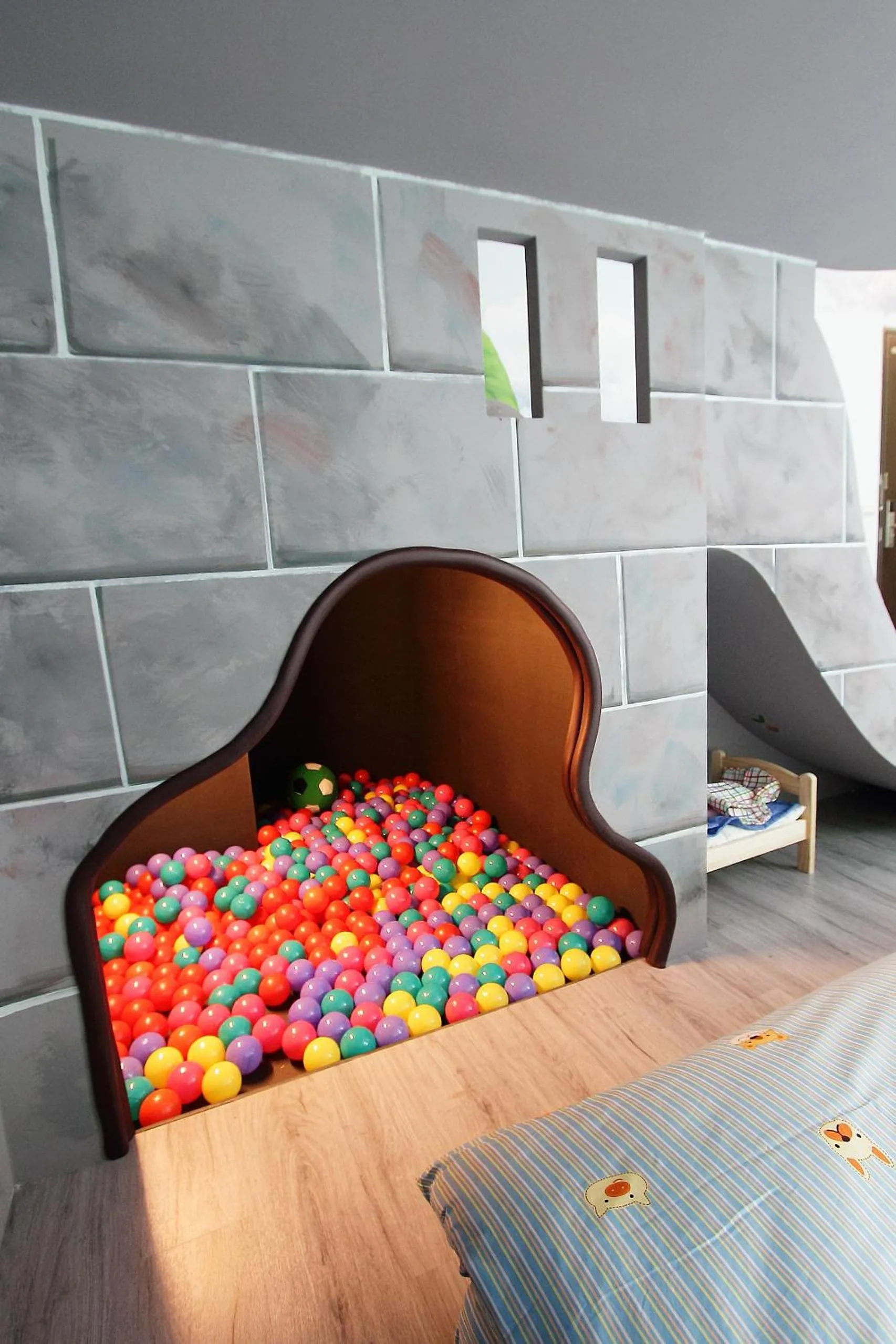 Decorative detail, Bed in Jack Castle