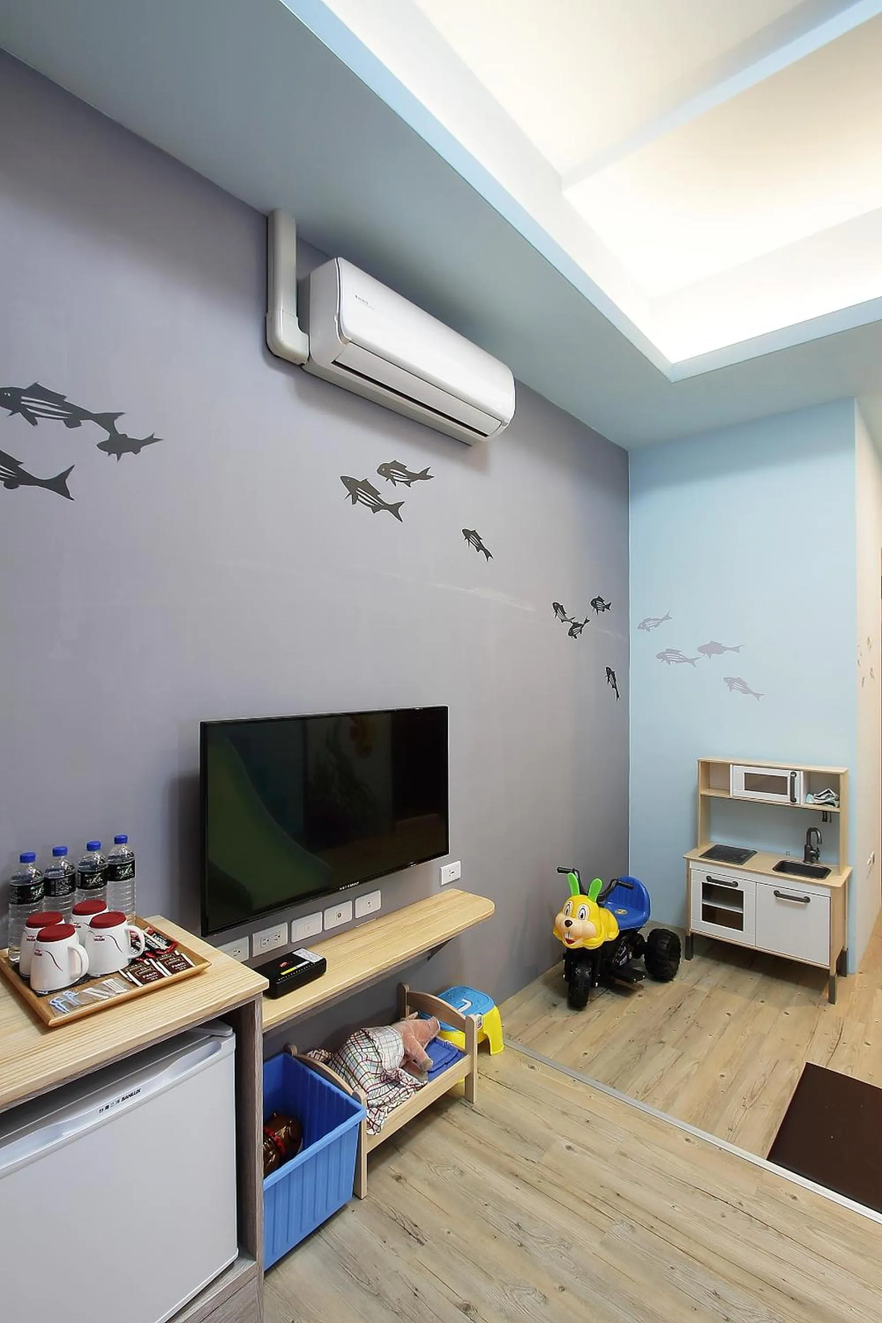 TV and multimedia in Jack Castle