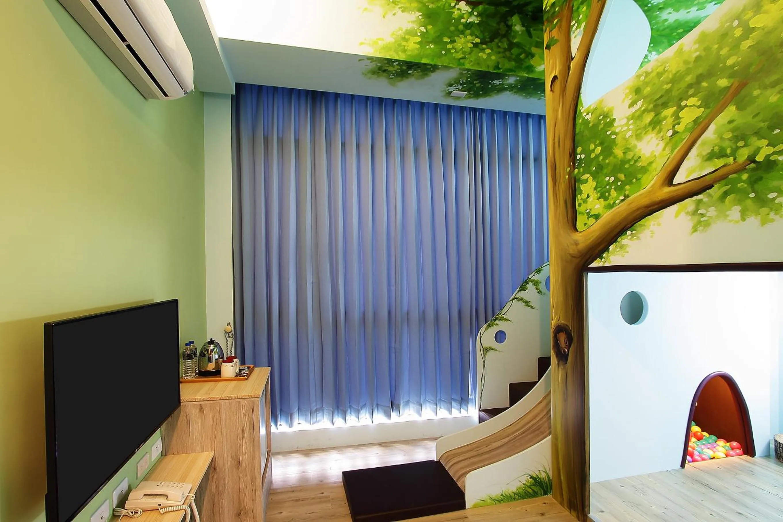 Decorative detail in Jack Castle