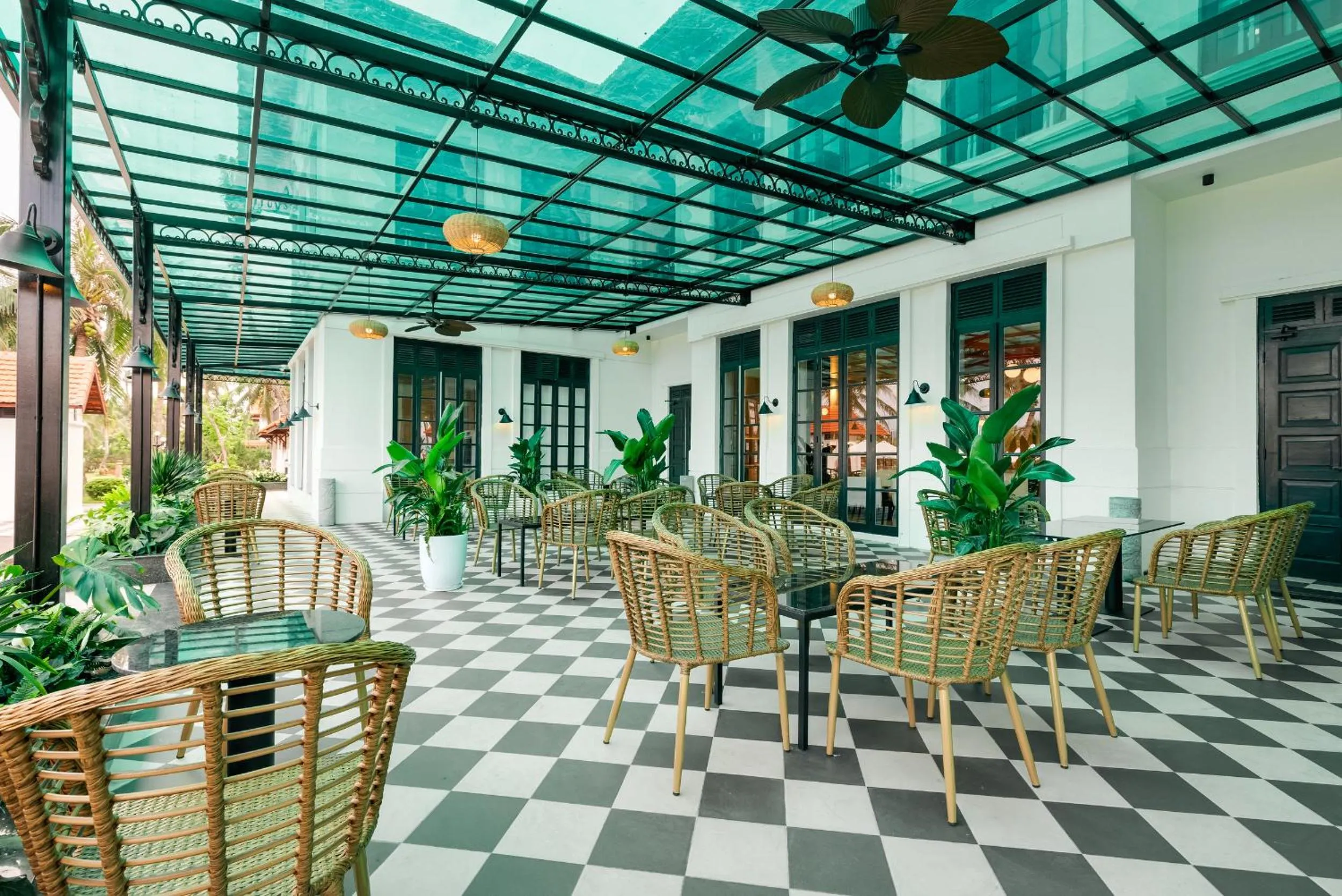 Swimming pool in Tuan Chau Resort Ha Long