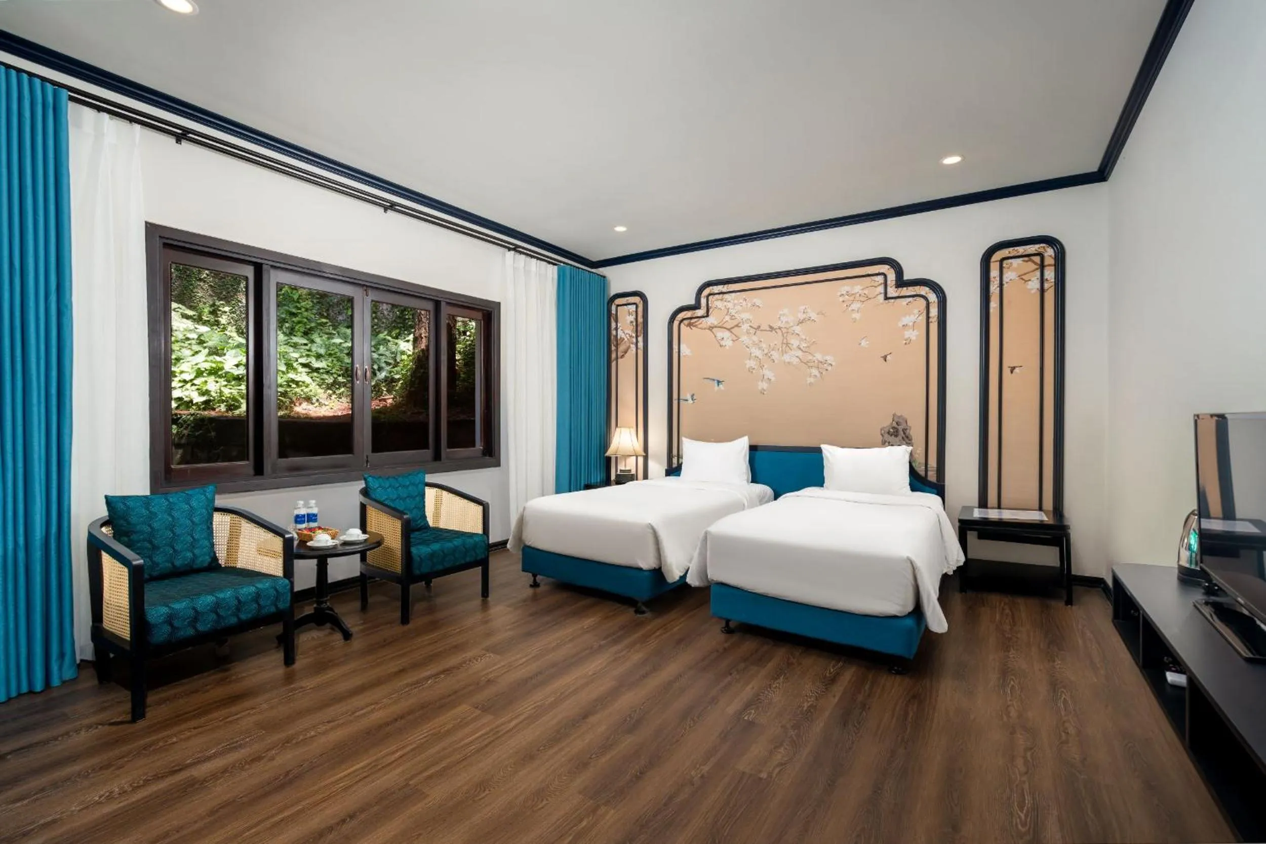 Bedroom, Bed in Tuan Chau Resort Ha Long