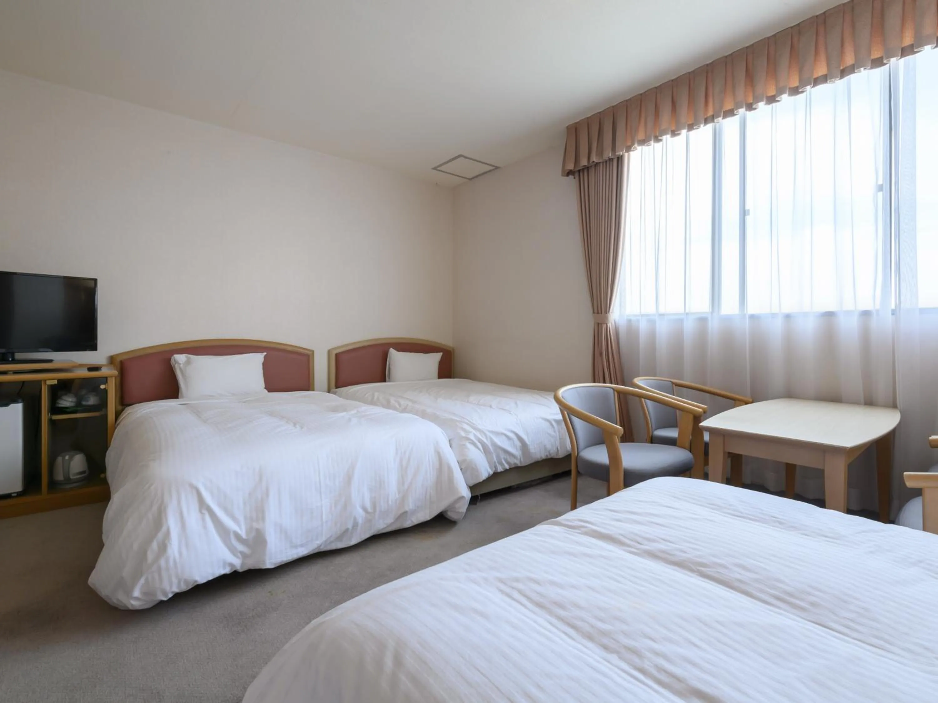 Photo of the whole room, Bed in Tabist Katahara Resort Gamagori