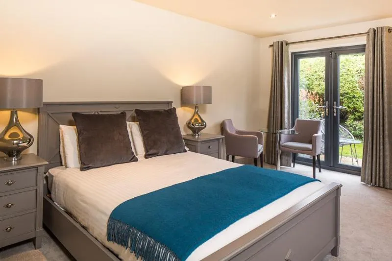 Bedroom, Bed in The Chequers Inn