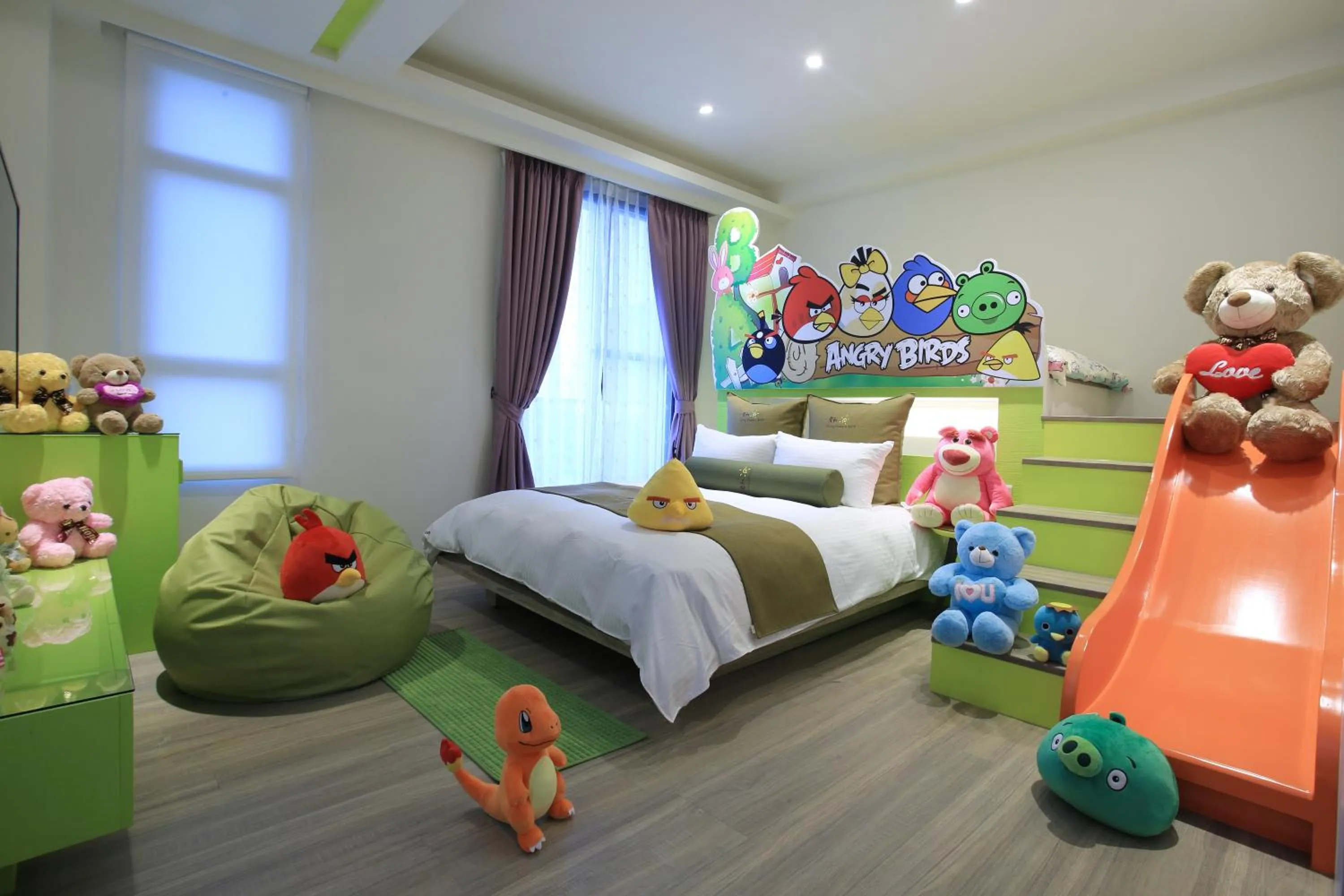 Garden, Bed in Early Summer