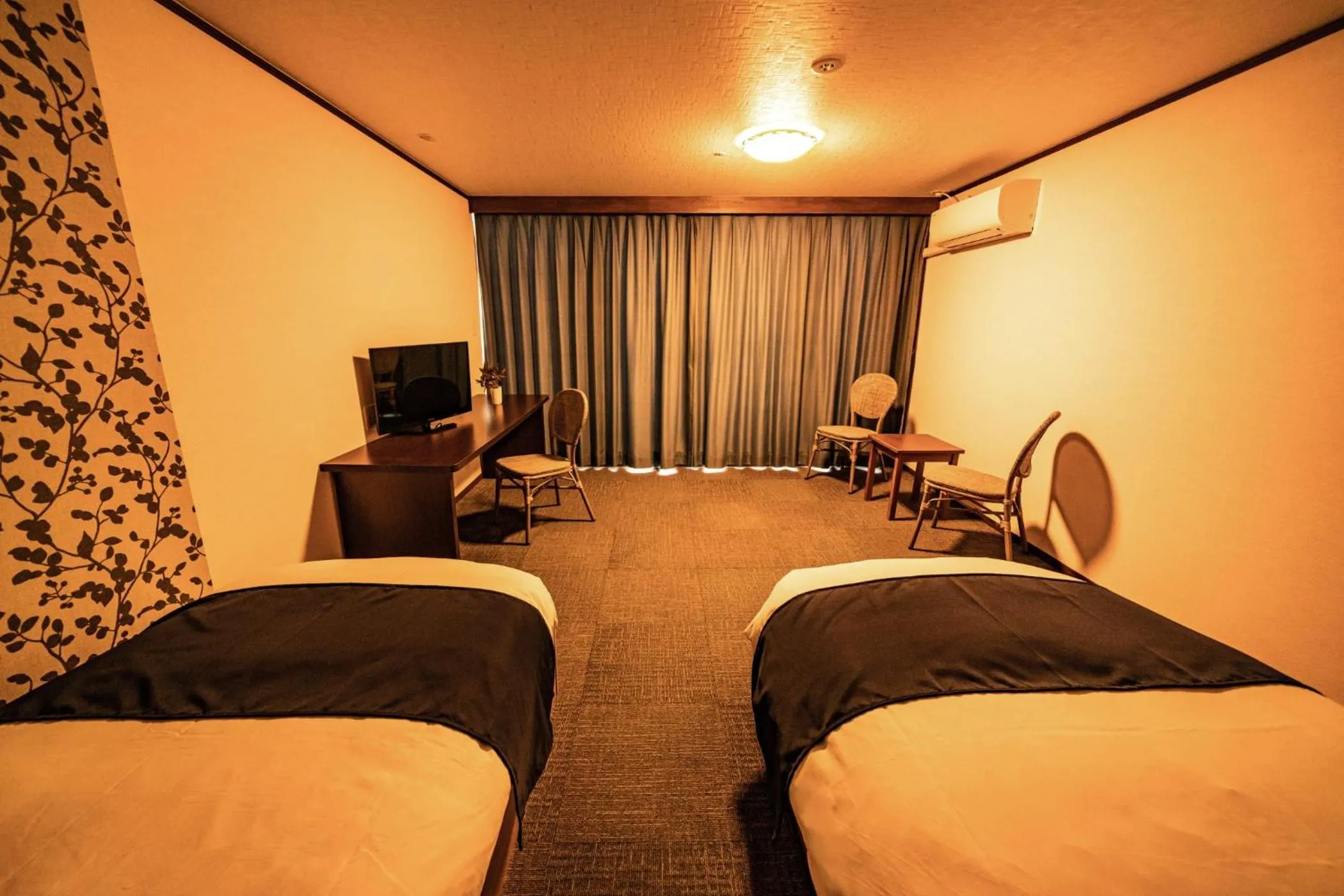 Photo of the whole room, Bed in Ooedo Onsen Monogatari Hotel Ranpu