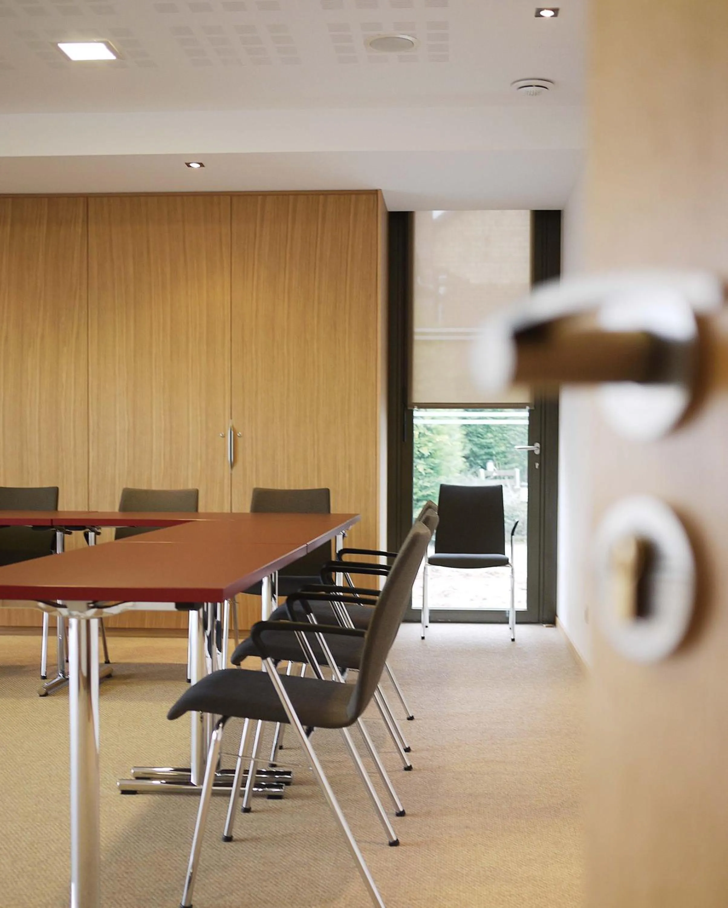 Business facilities in Logis Hotel Restaurant A L'Etoile