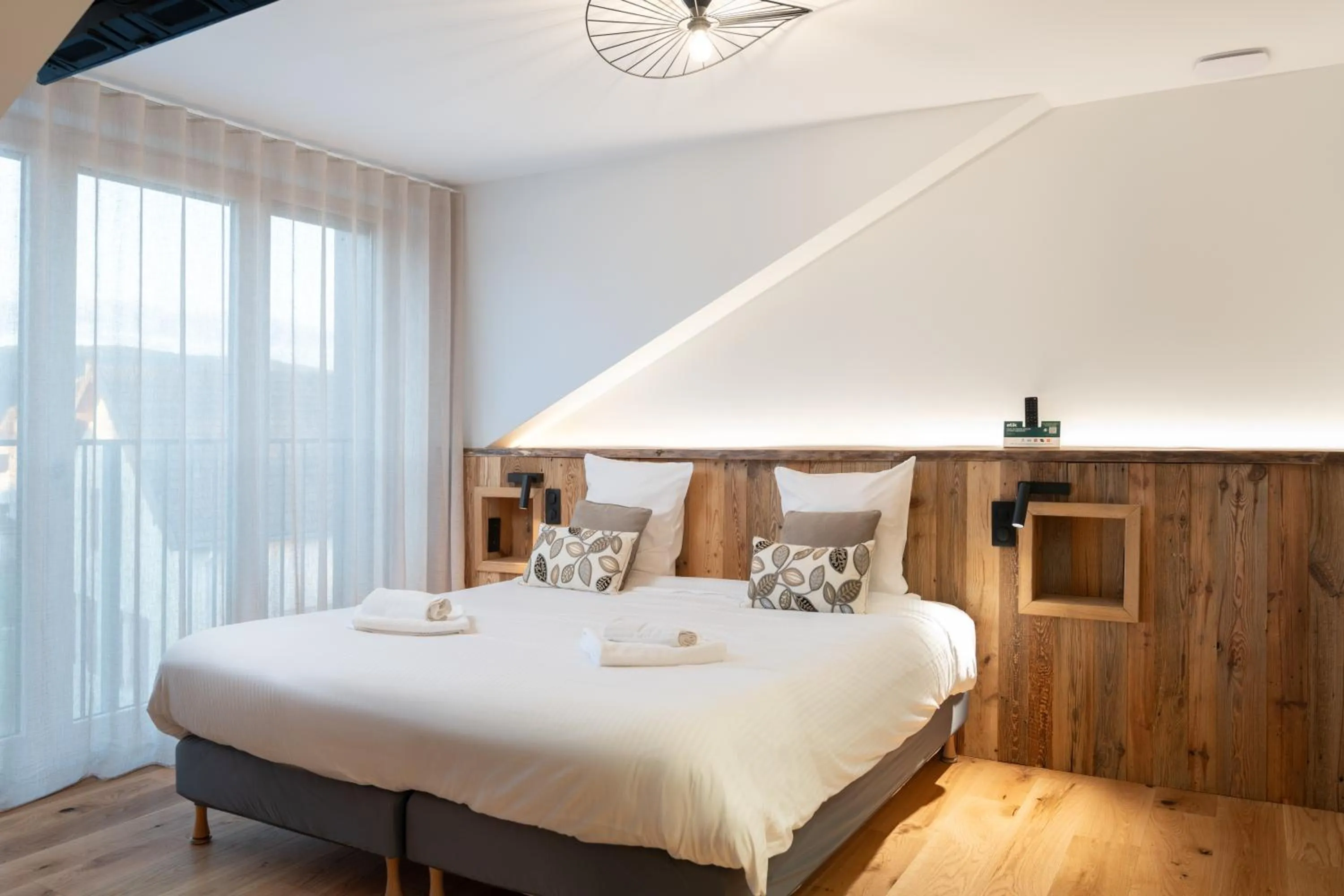 Bed in Logis La Résidence