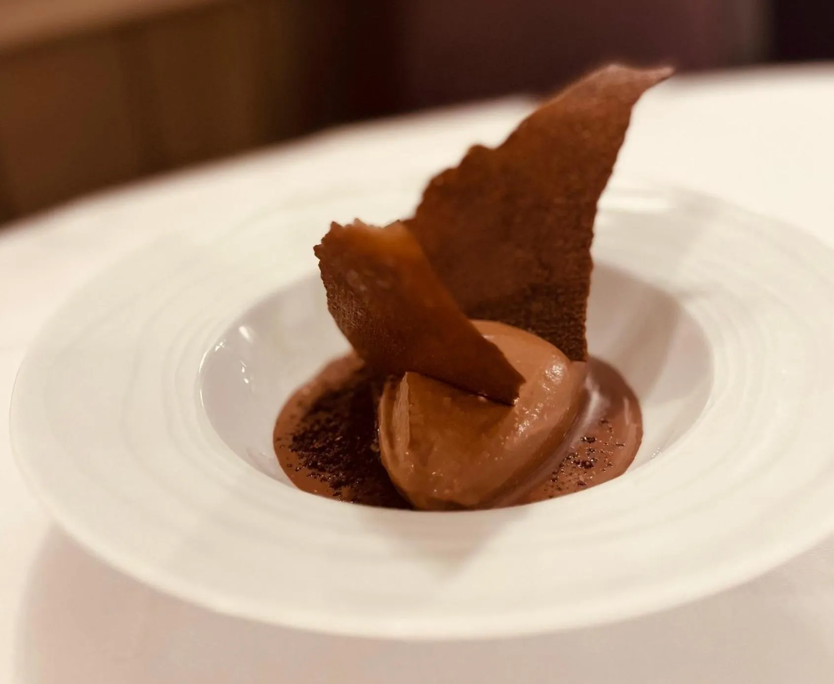 Food and drinks in Logis Hôtel Restaurant La Vieille Auberge, Art and Gallery