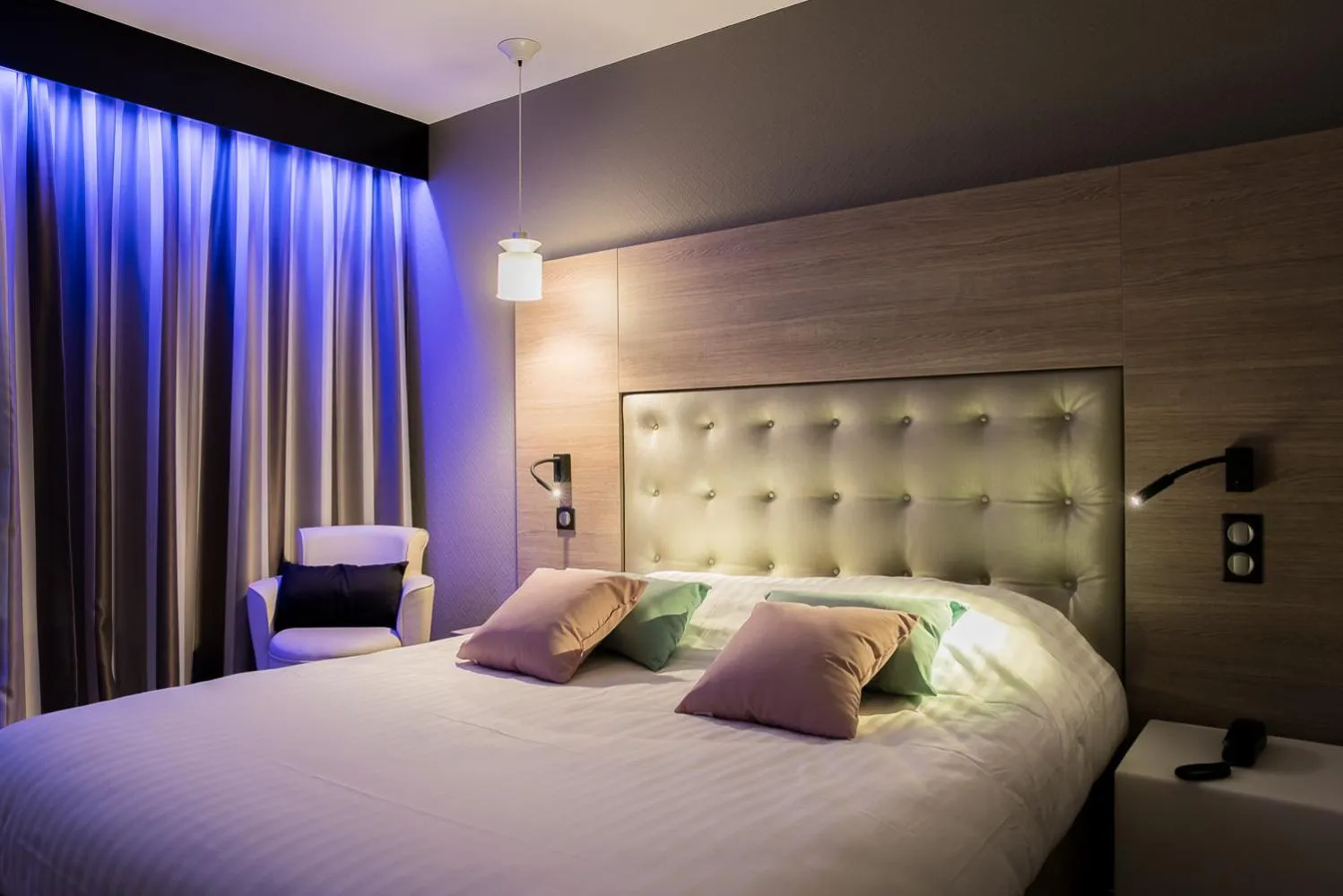 Photo of the whole room, Bed in Logis LE RABELAIS Hôtel- Restaurant - SPA