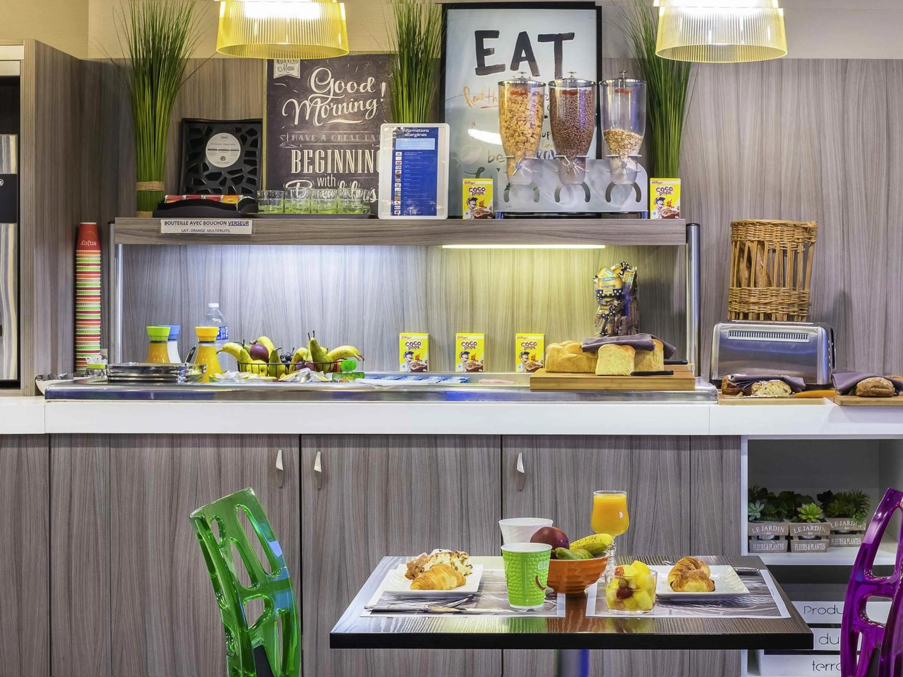 Breakfast in ibis Styles St Gilles Croix de Vie centre-ville