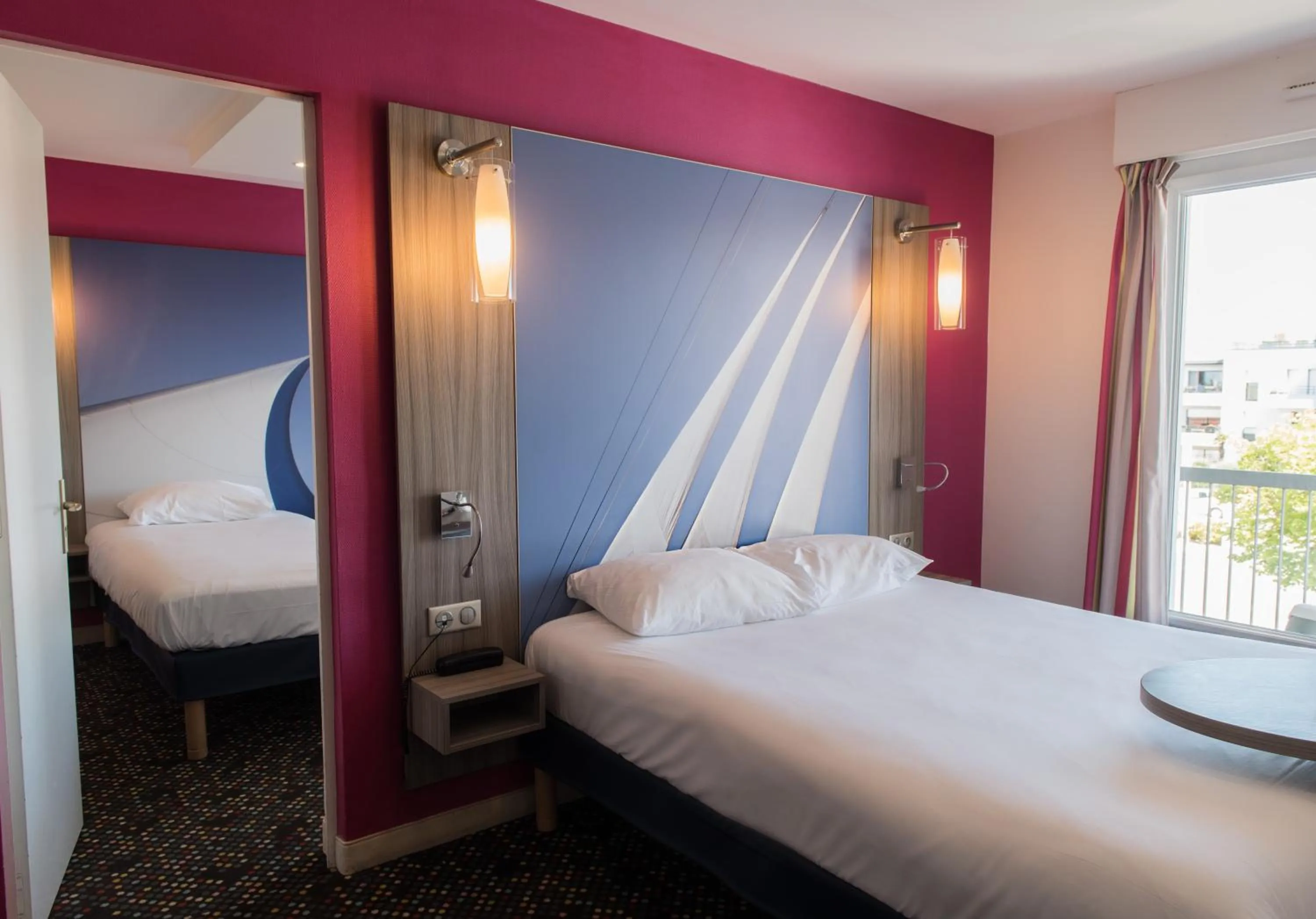 Photo of the whole room, Bed in ibis Styles St Gilles Croix de Vie centre-ville