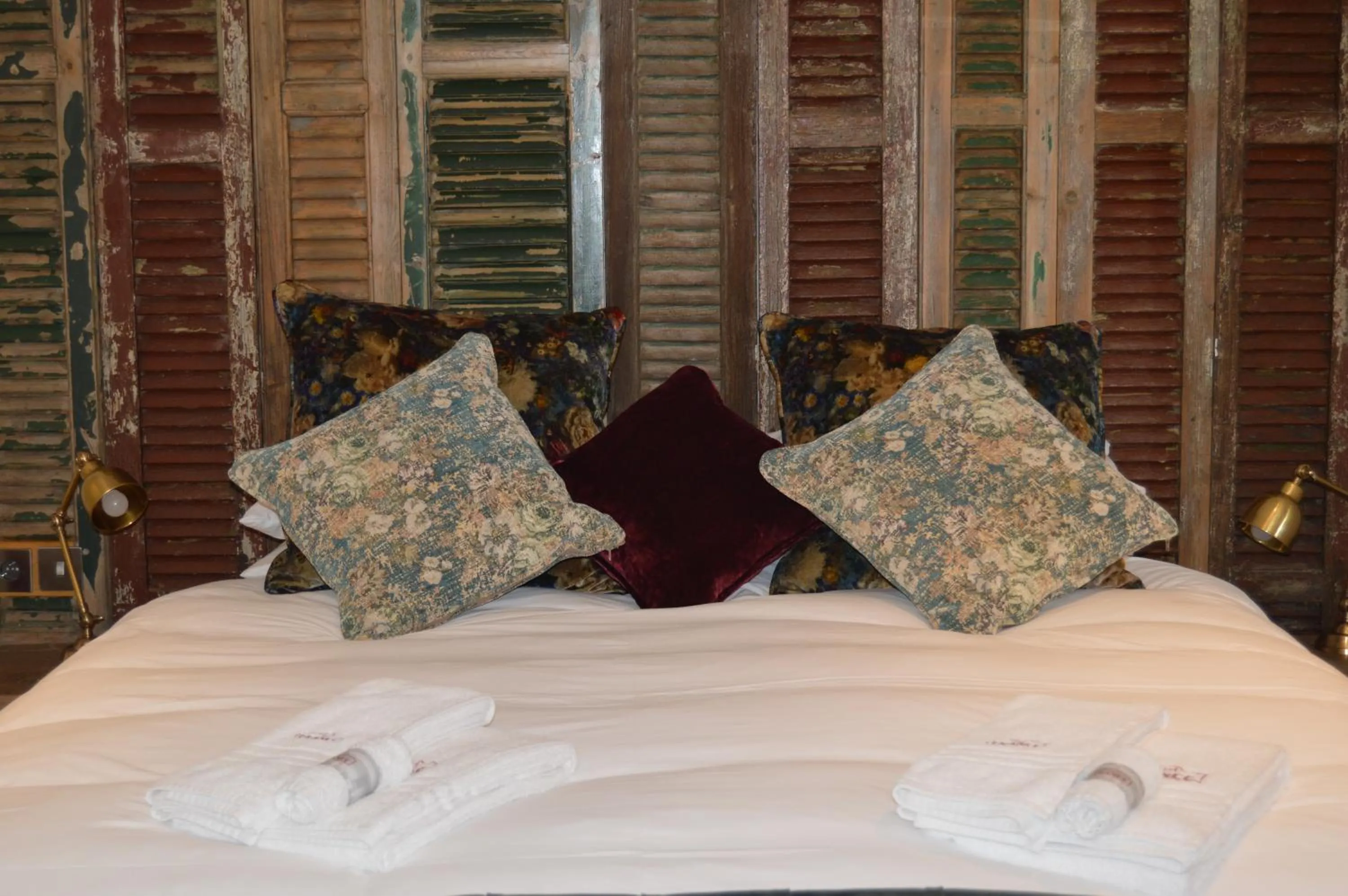 Bed in Logis Hotel De France