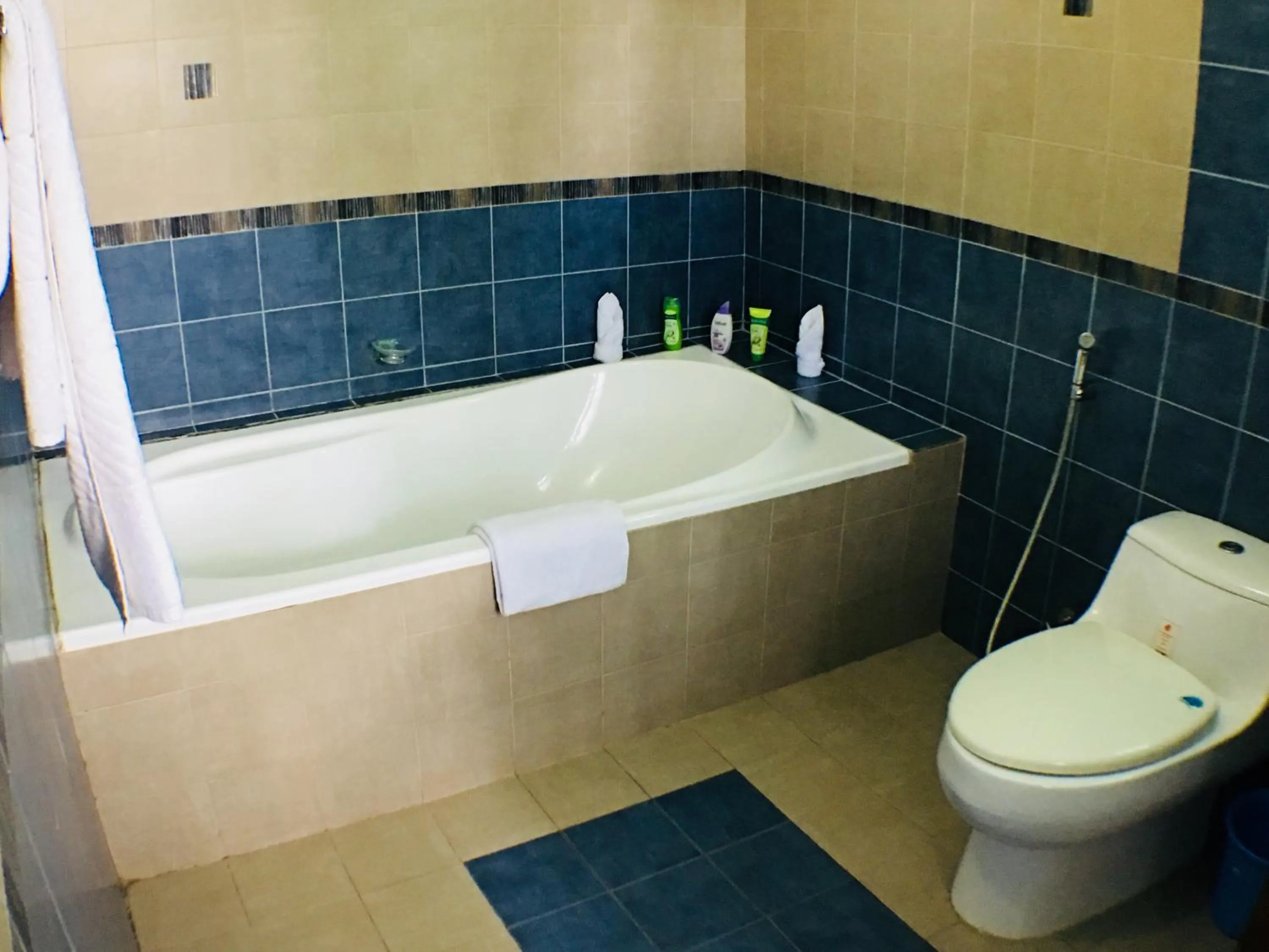 Hot Tub in Villa Familia