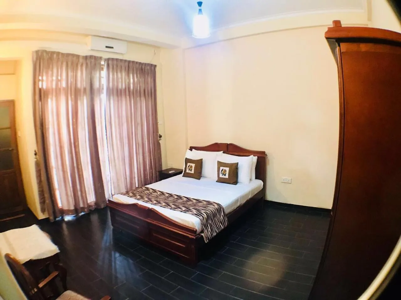 Bedroom, Bed in Villa Familia