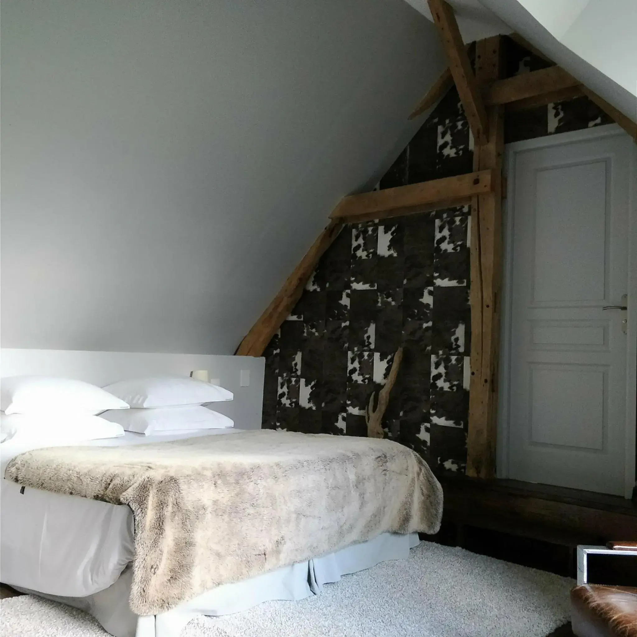 Upstairs Double Room in Clos Masure hôtel de campagne Upstairs Double Room in Clos Masure hôtel de campagne