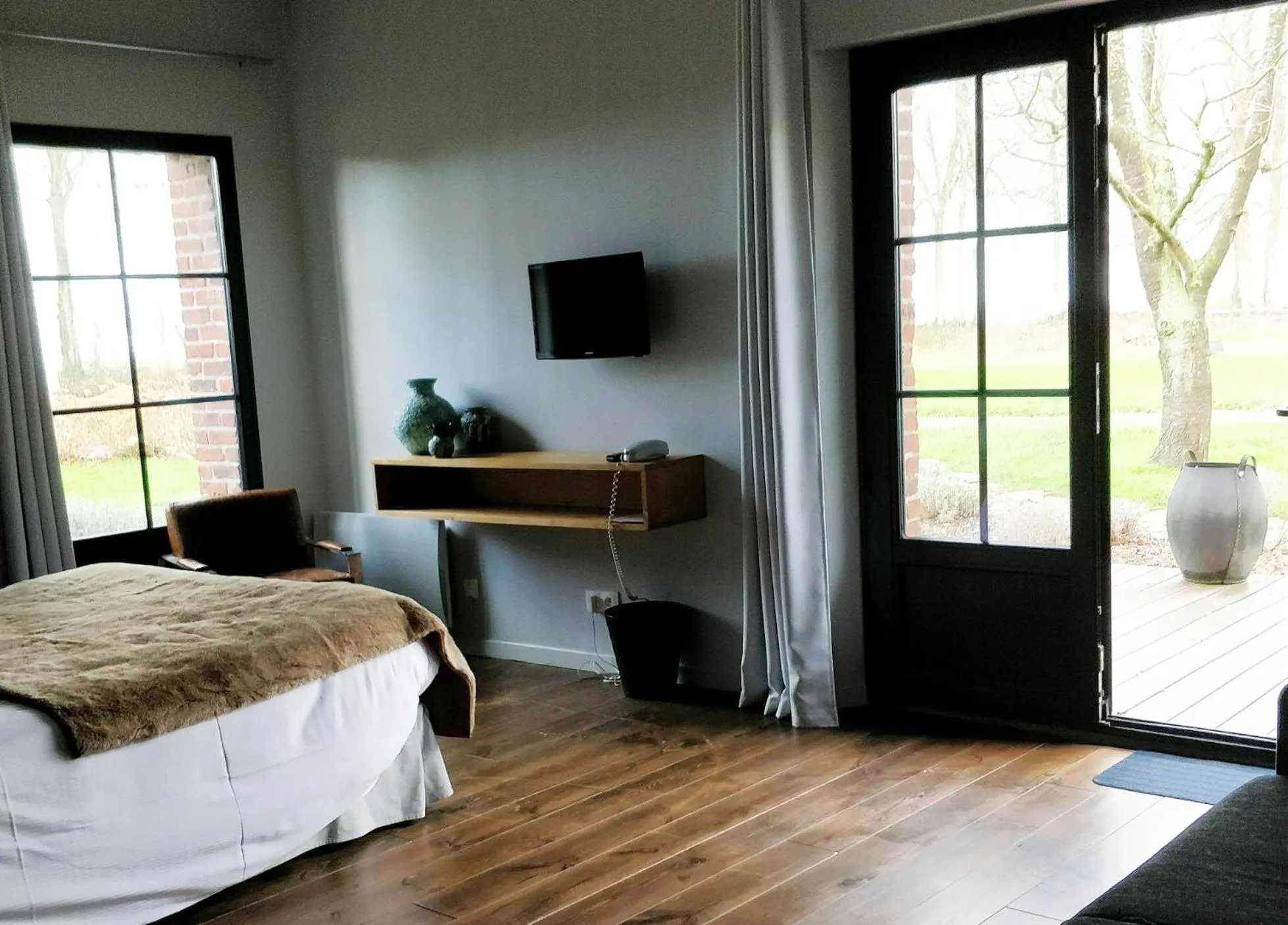 Balcony/Terrace, Bed in Clos Masure hôtel de campagne