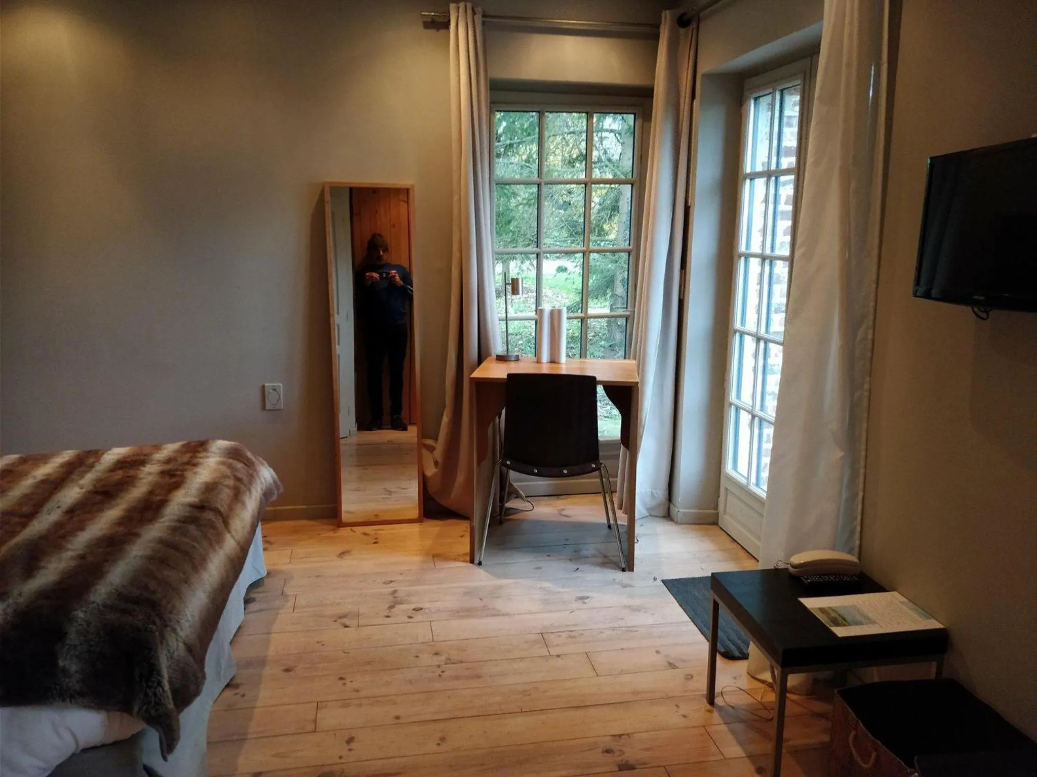 Photo of the whole room in Clos Masure hôtel de campagne