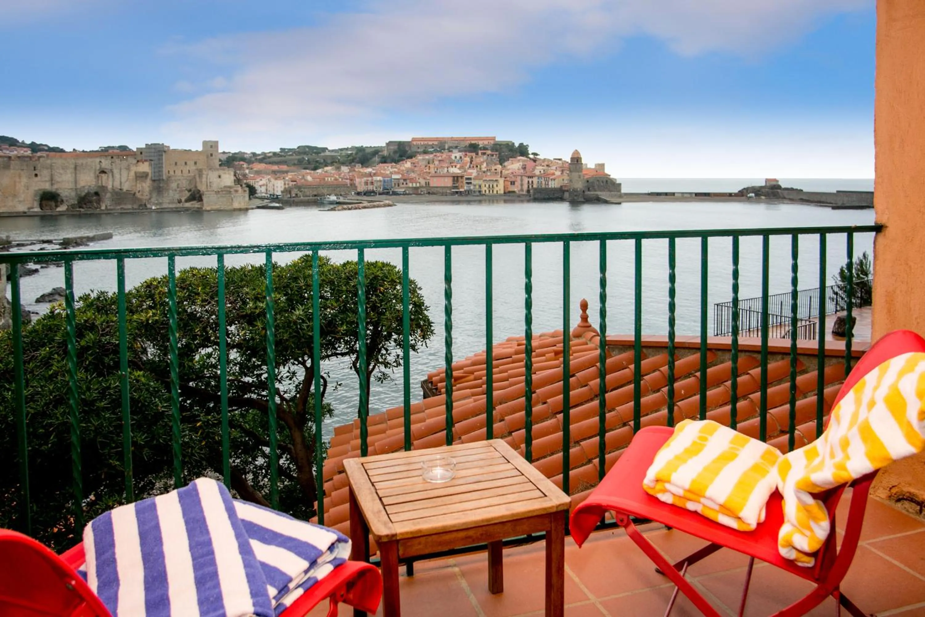 Balcony/Terrace in Le Relais Des Trois Mas