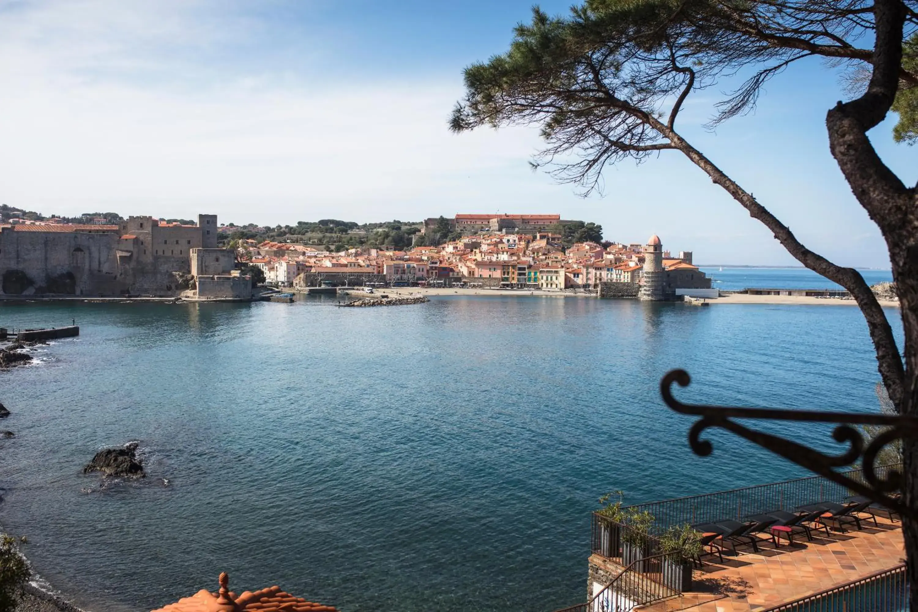 Family Room in Le Relais Des Trois Mas Family Room in Le Relais Des Trois Mas