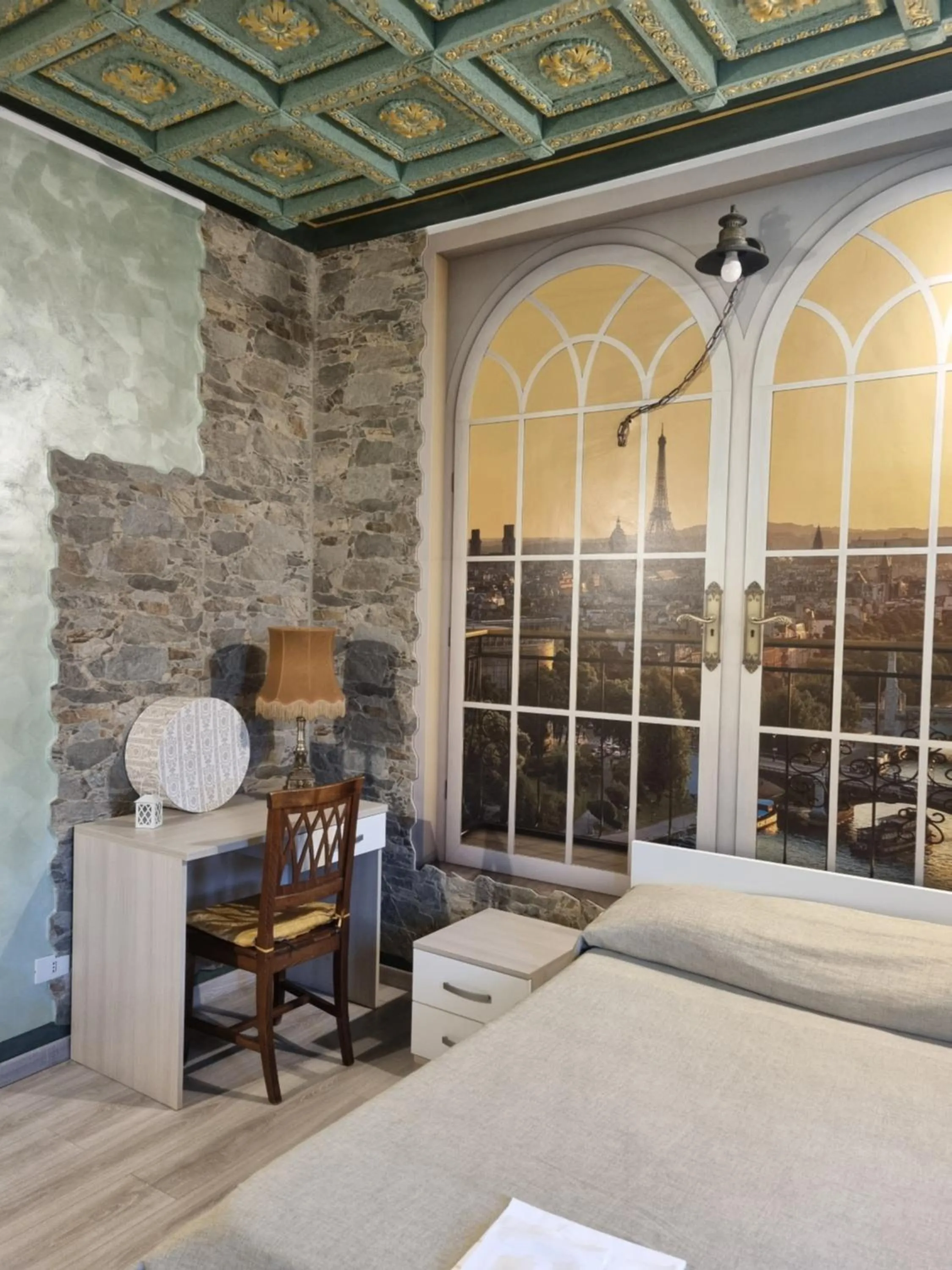 Photo of the whole room, Bed in Palazzo Moraschi Subiaco