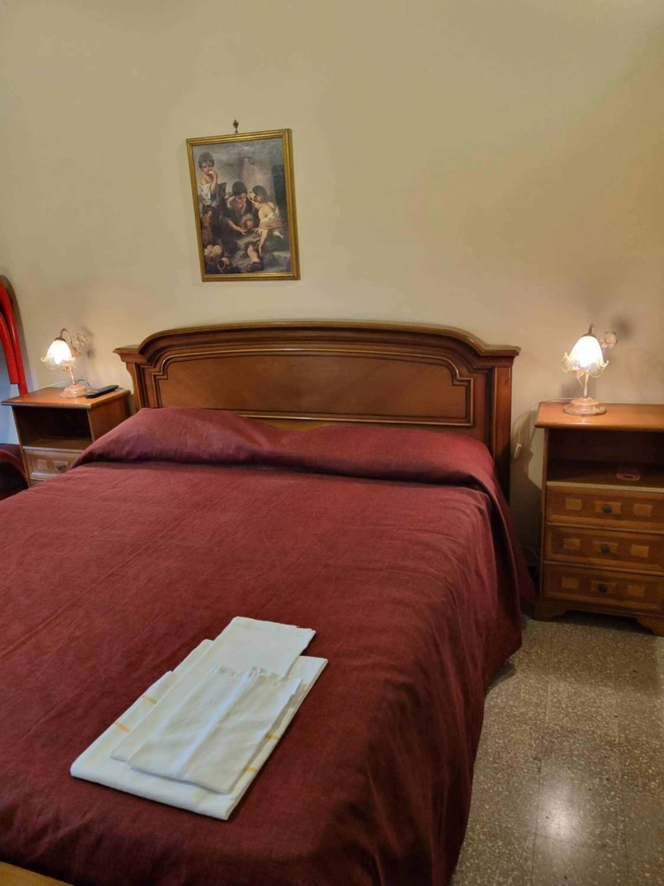 Bedroom, Bed in Palazzo Moraschi Subiaco