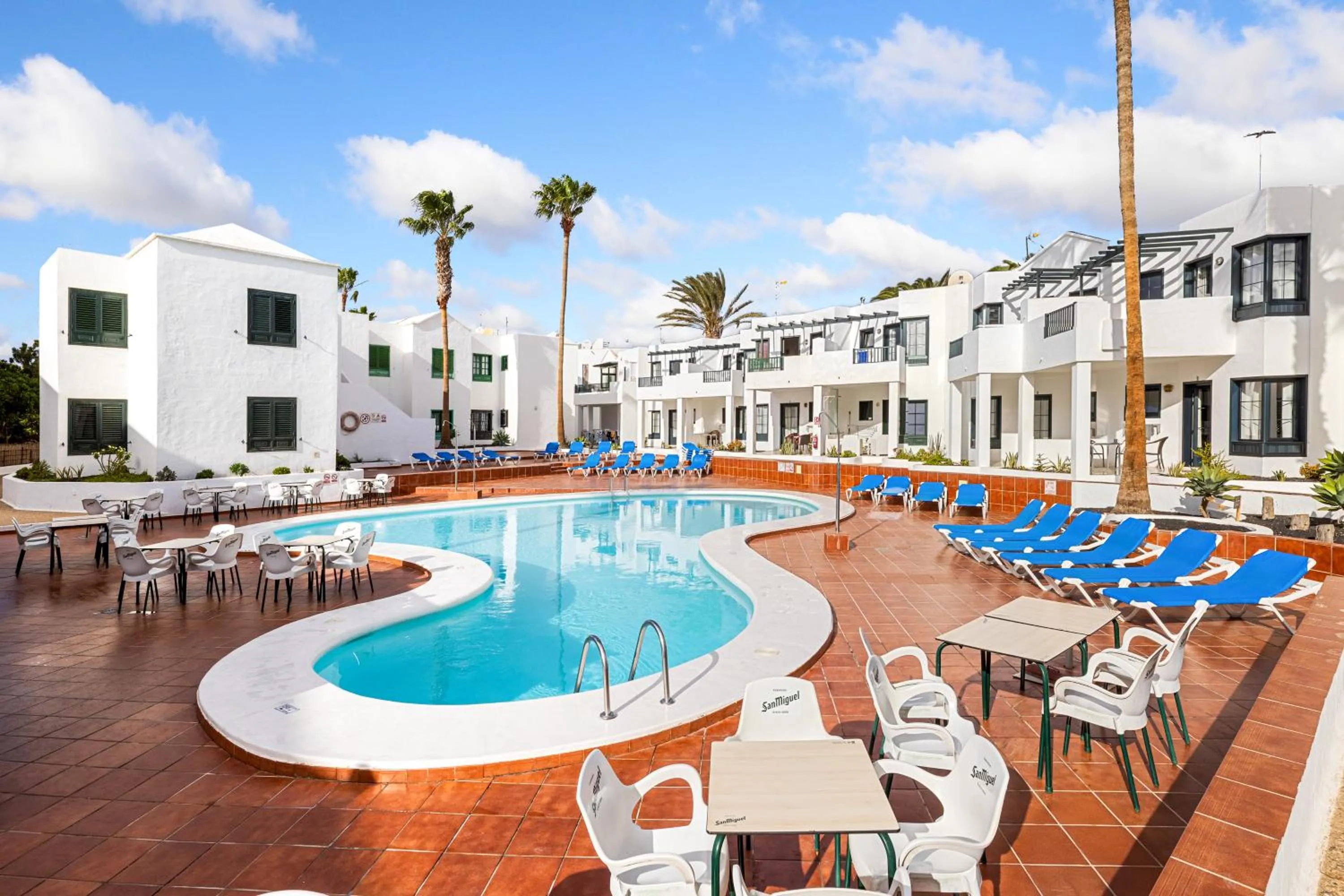 Apartamentos Luz Y Mar