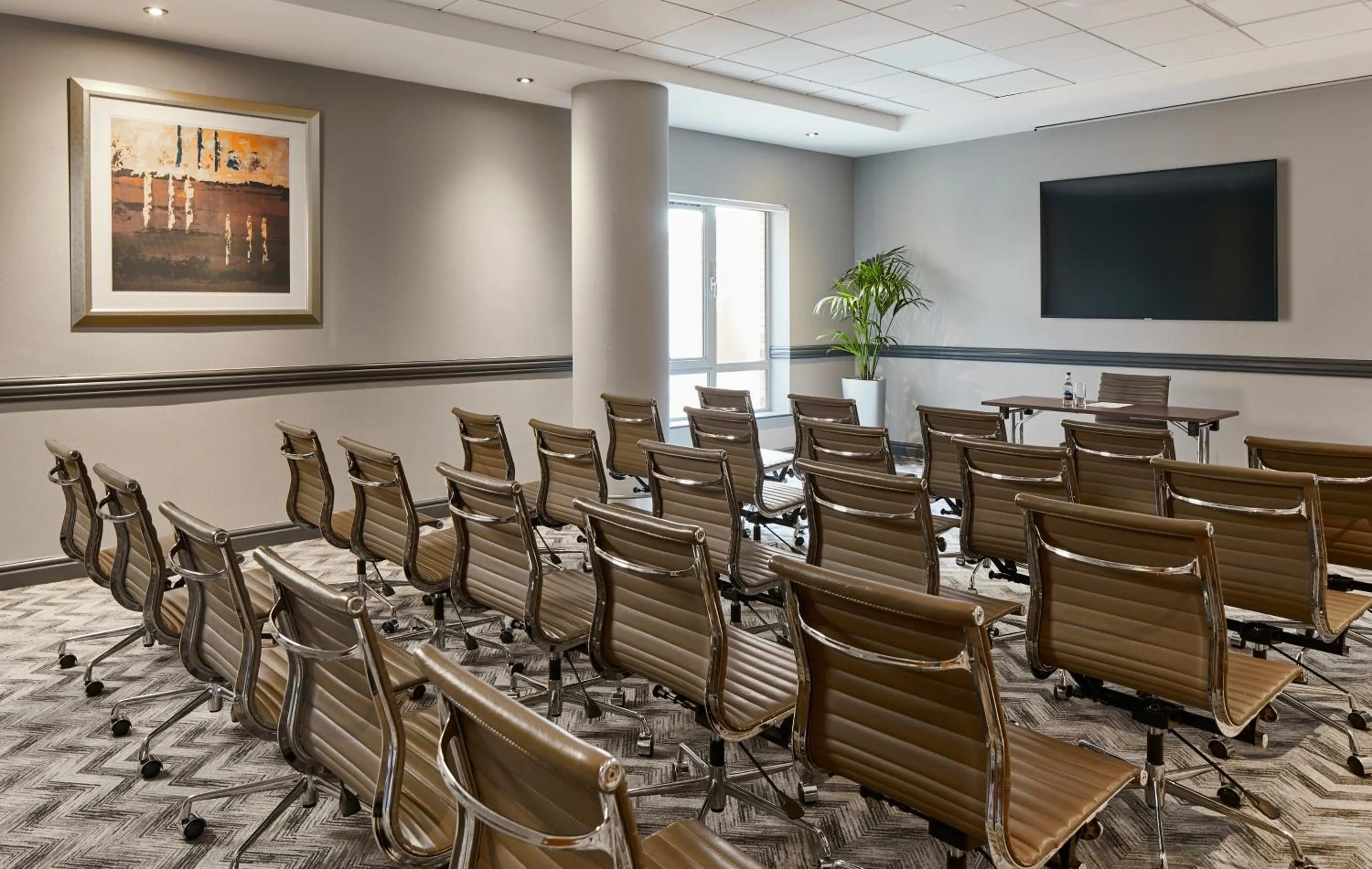 Meeting/conference room in Leonardo Hotel Dublin Parnell Street